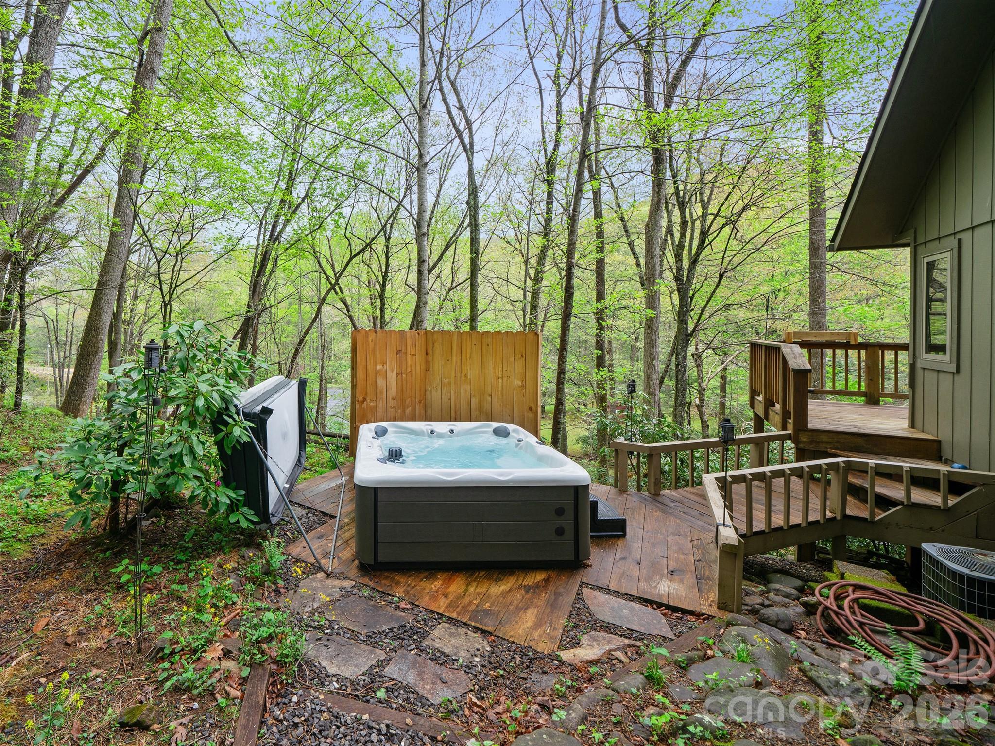 86 Laurel Drive — Burnsville