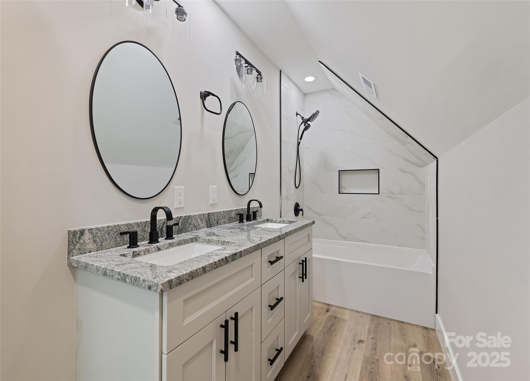 148 Amblers Knoll Road — Weaverville