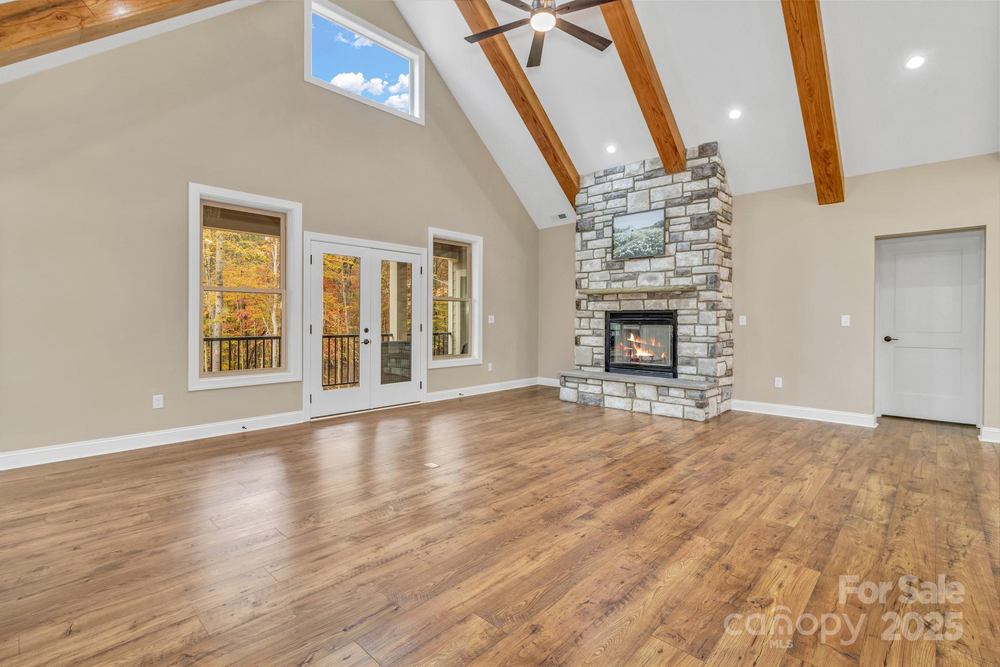 844 Settlers Trail — Mars Hill