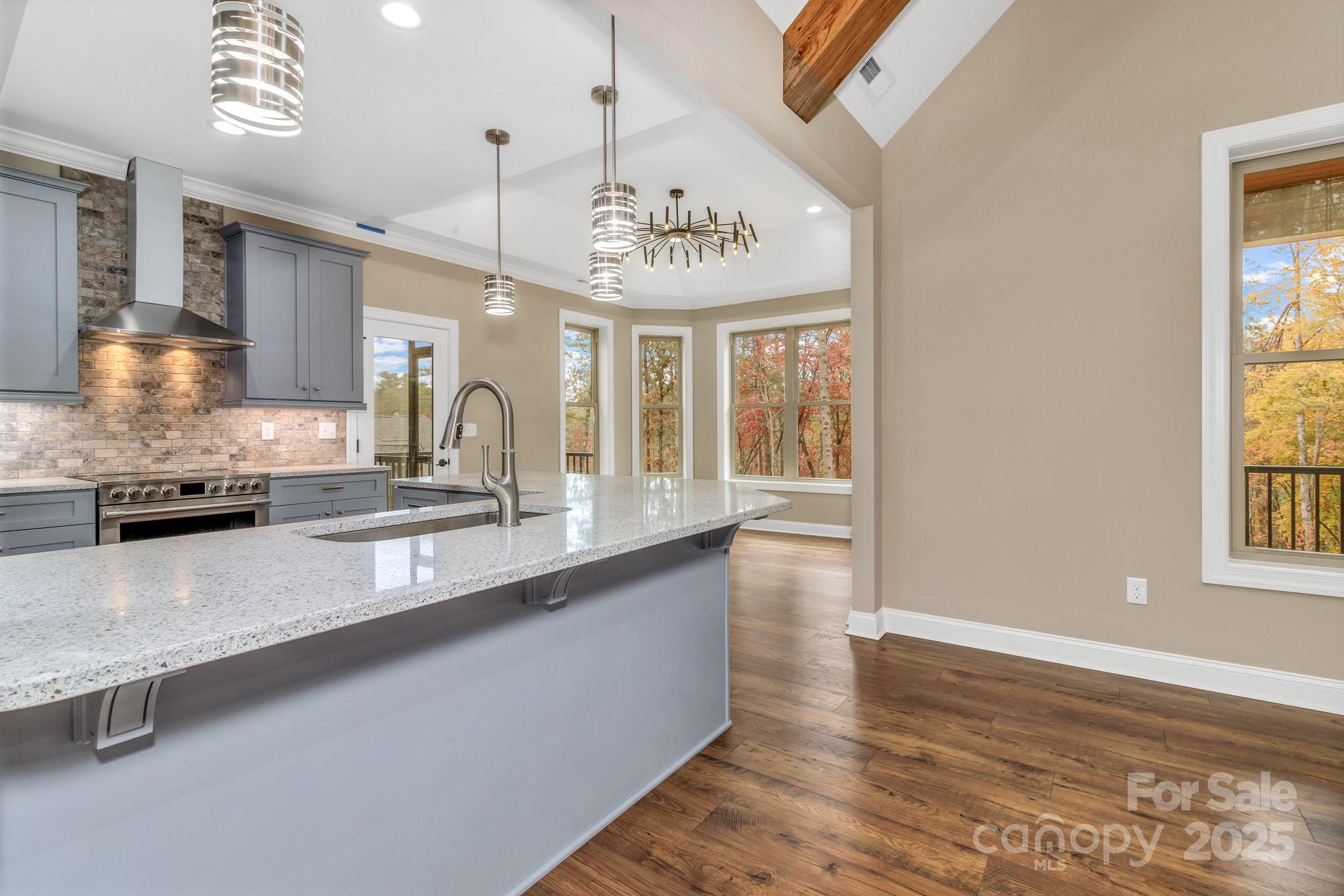 844 Settlers Trail — Mars Hill