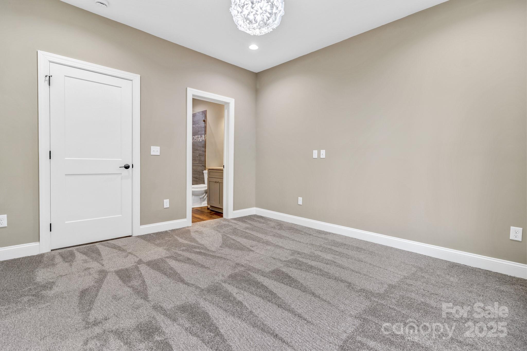 844 Settlers Trail — Mars Hill