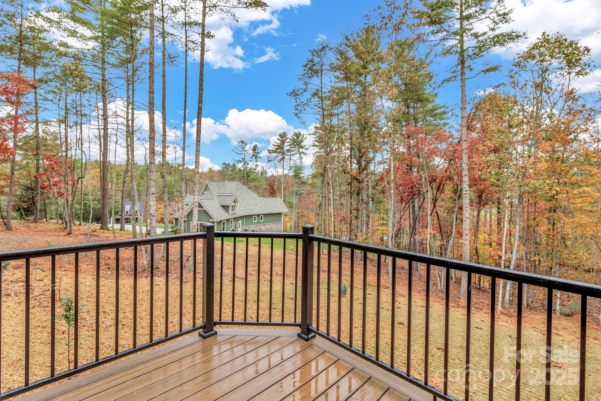 844 Settlers Trail — Mars Hill