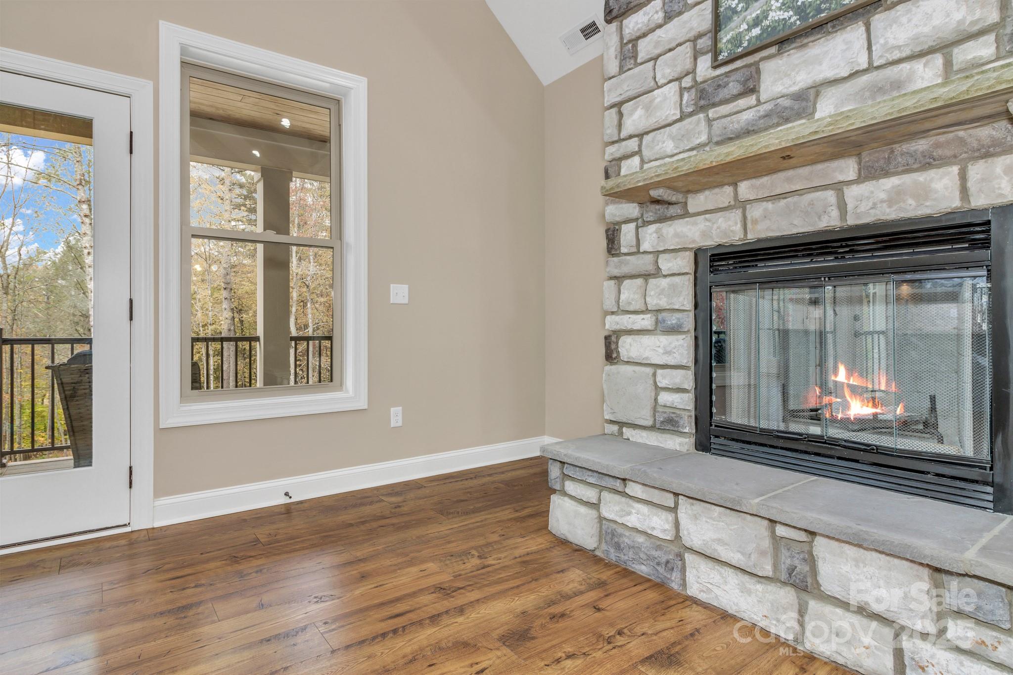 844 Settlers Trail — Mars Hill