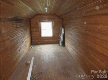 1040 NC 90 Highway W — Taylorsville