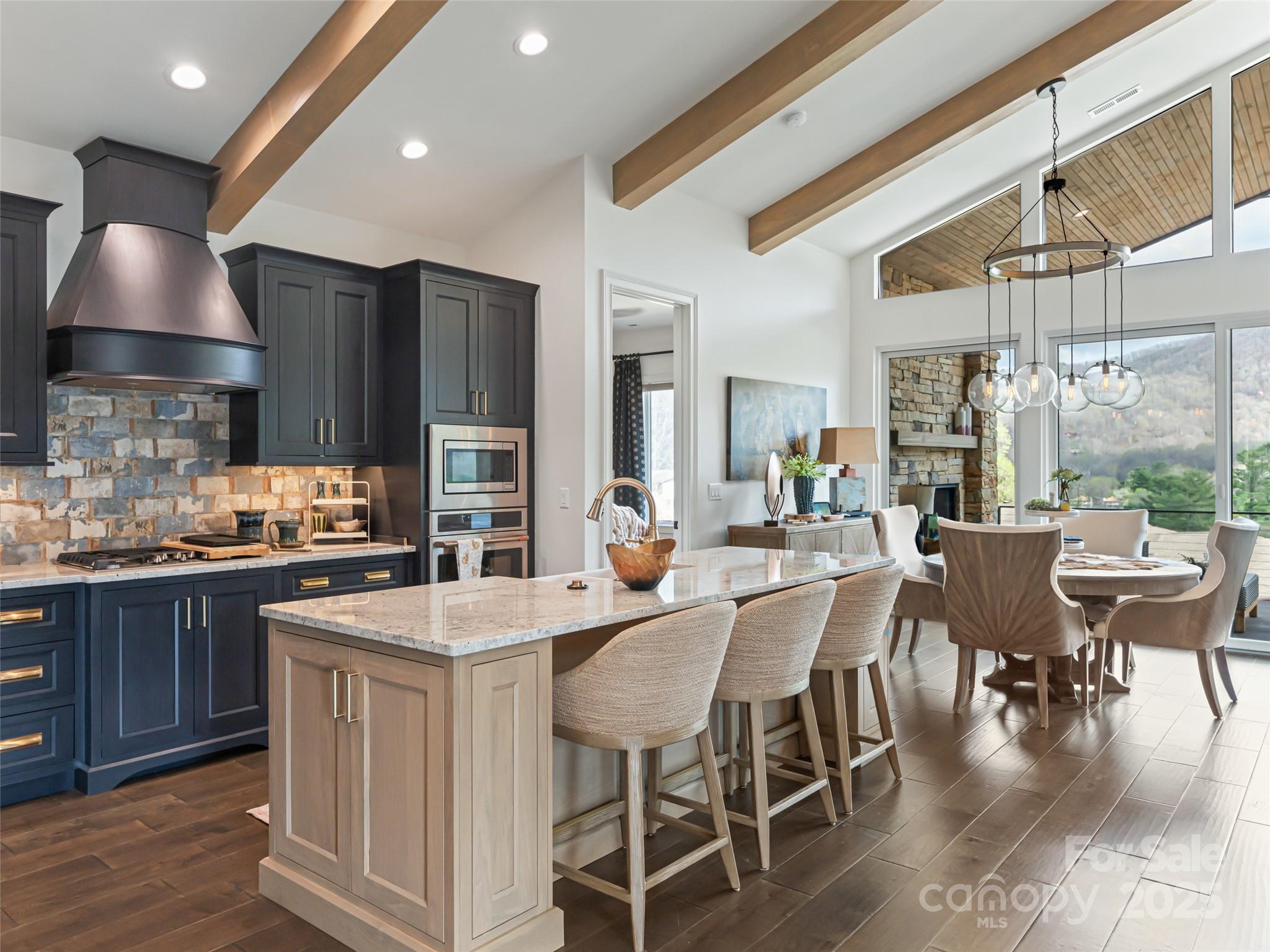 173 Southpoint Ridge — Maggie Valley