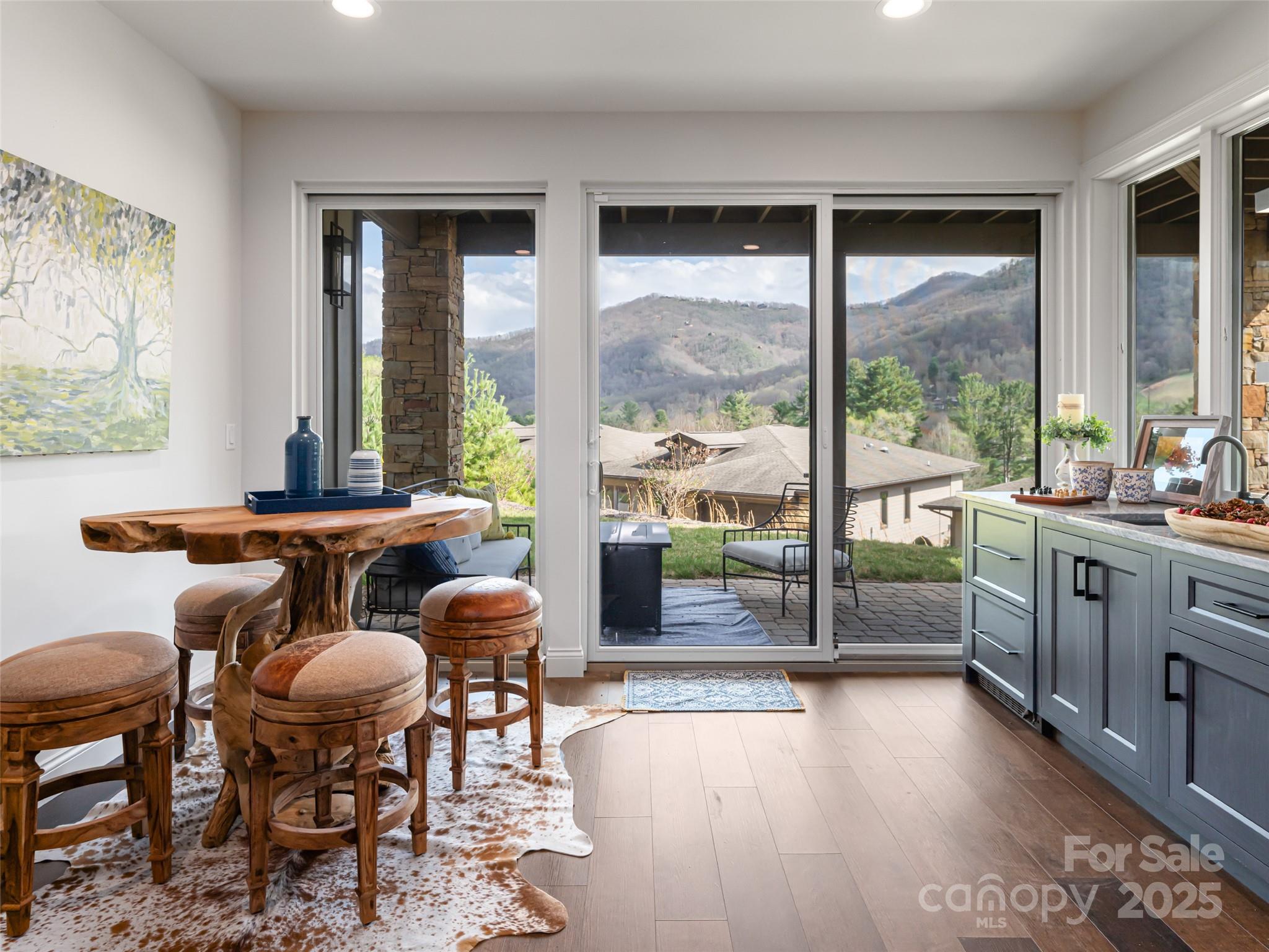 173 Southpoint Ridge — Maggie Valley