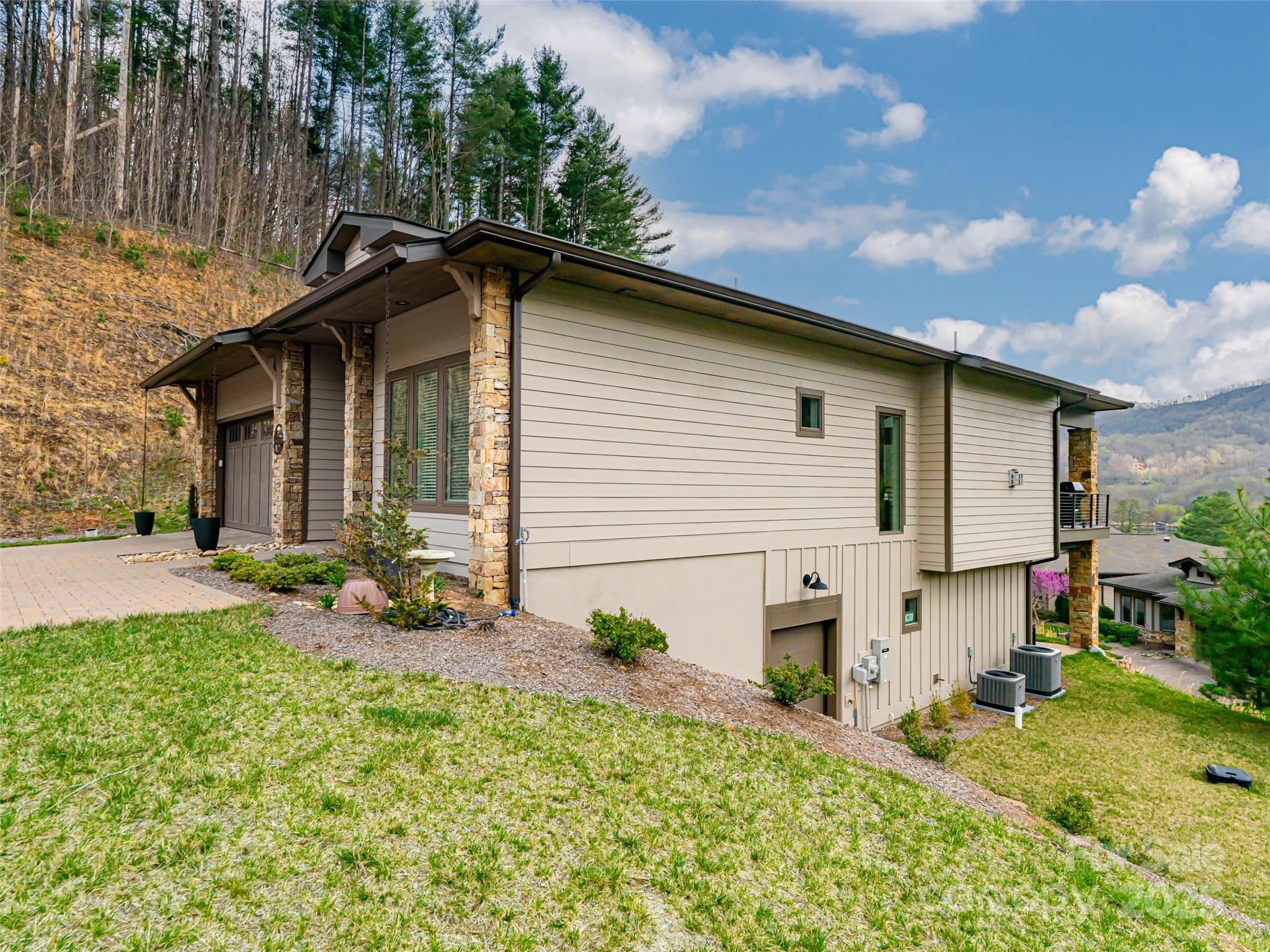 173 Southpoint Ridge — Maggie Valley
