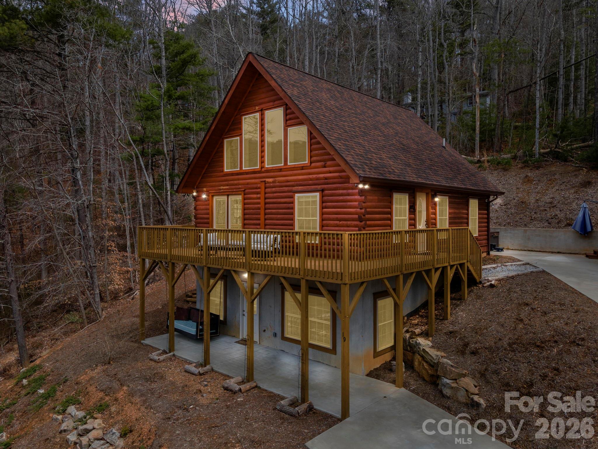 19 Frontier Court — Asheville