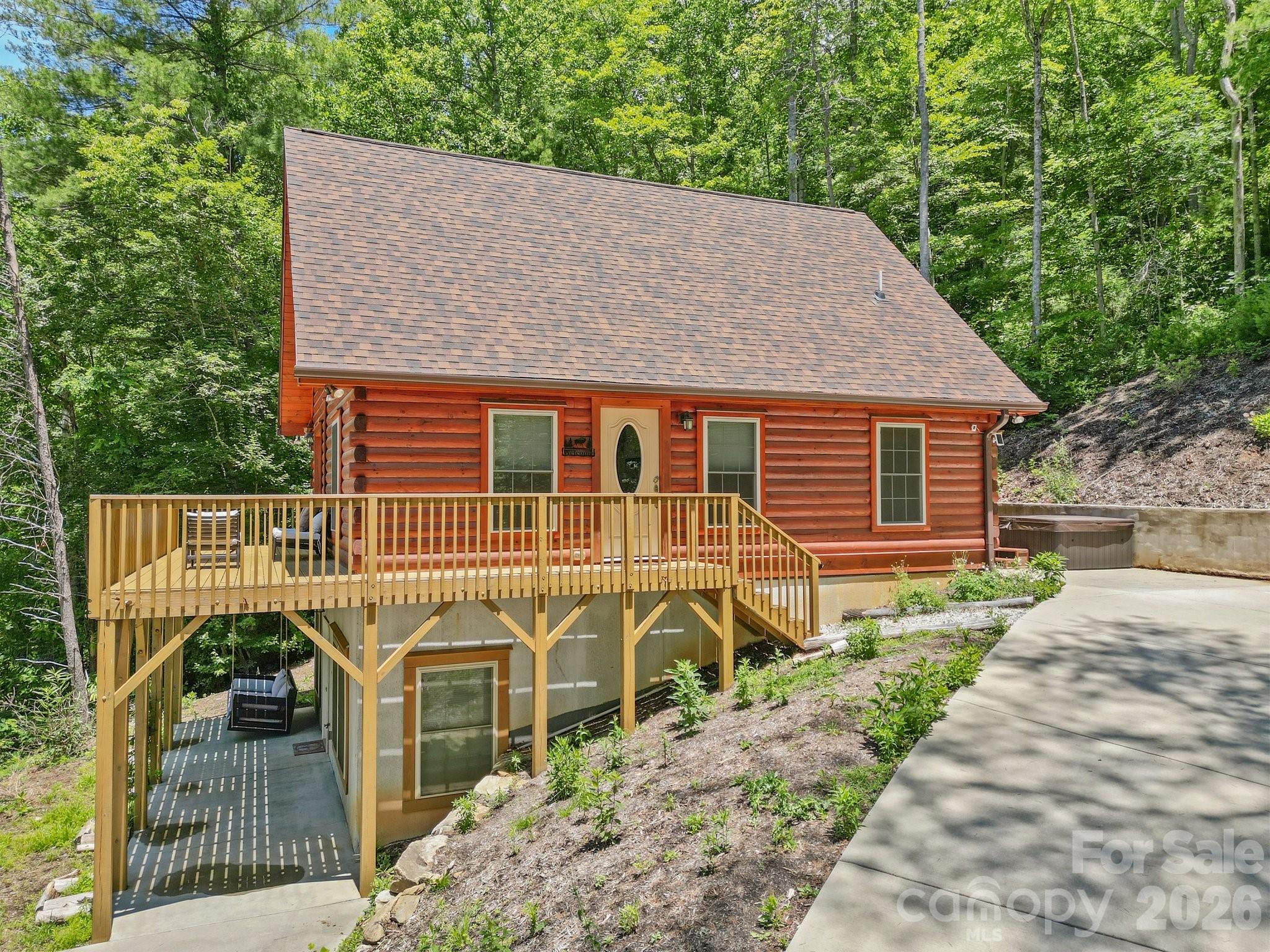 19 Frontier Court — Asheville