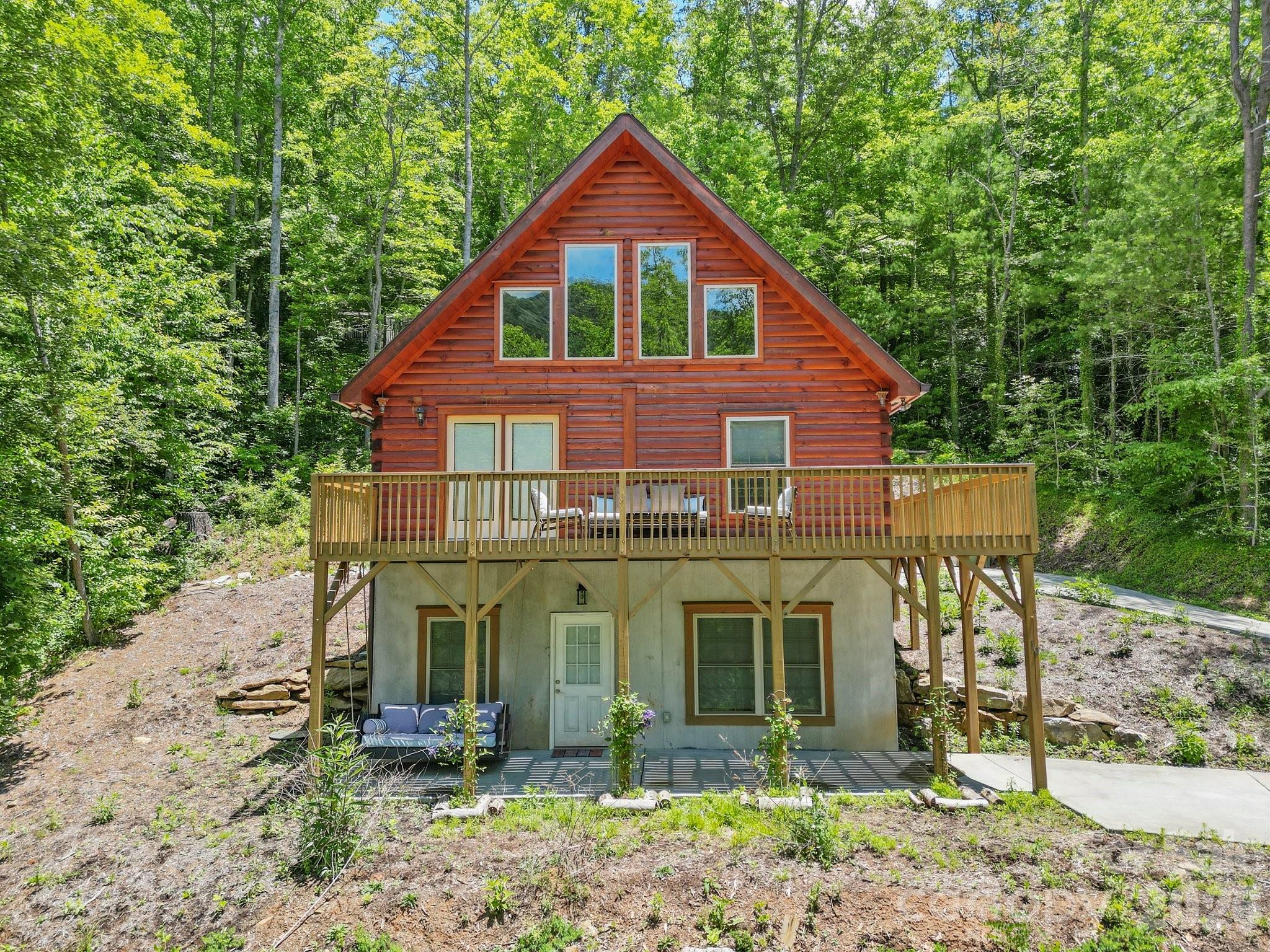 19 Frontier Court — Asheville