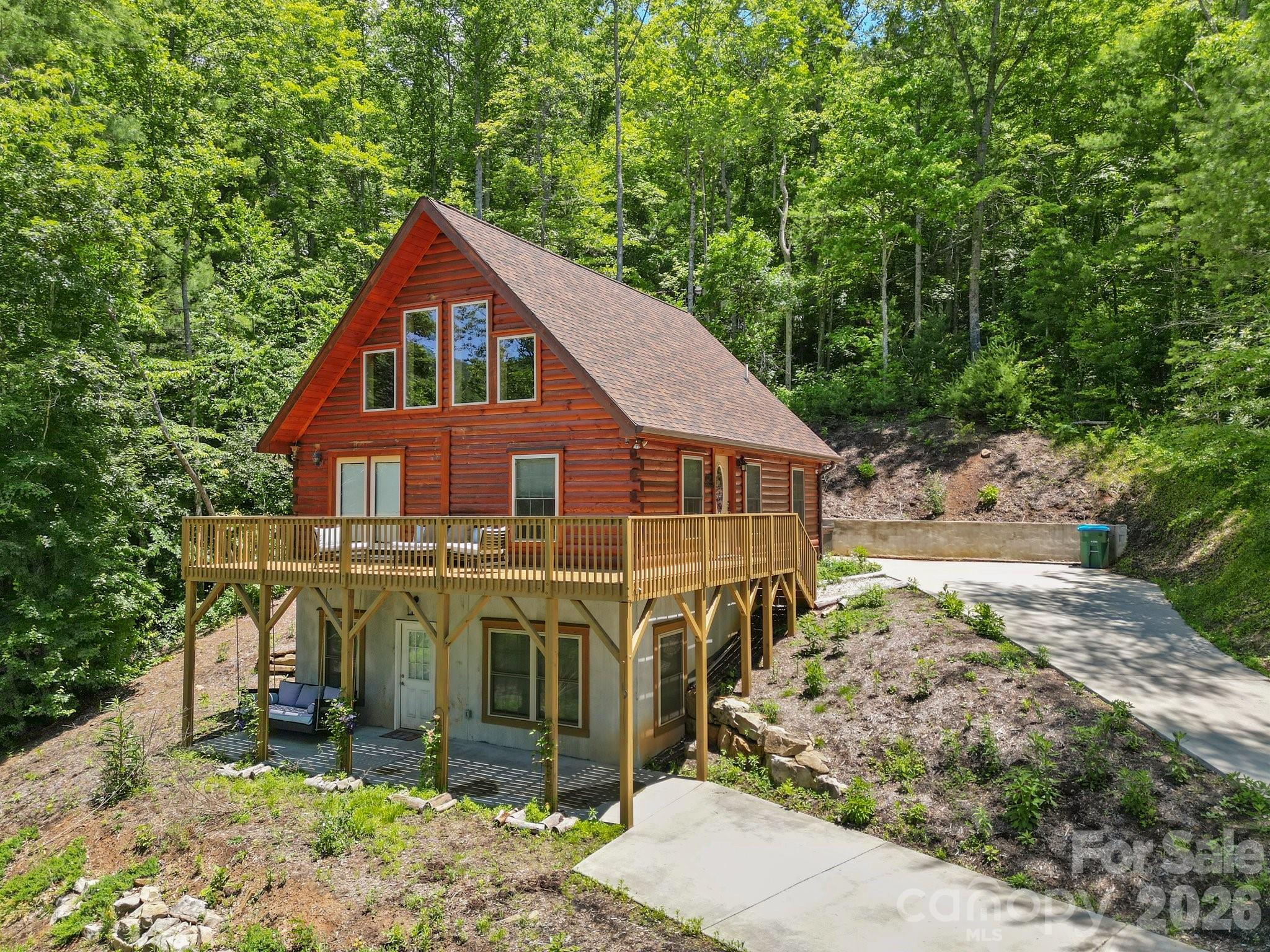 19 Frontier Court — Asheville