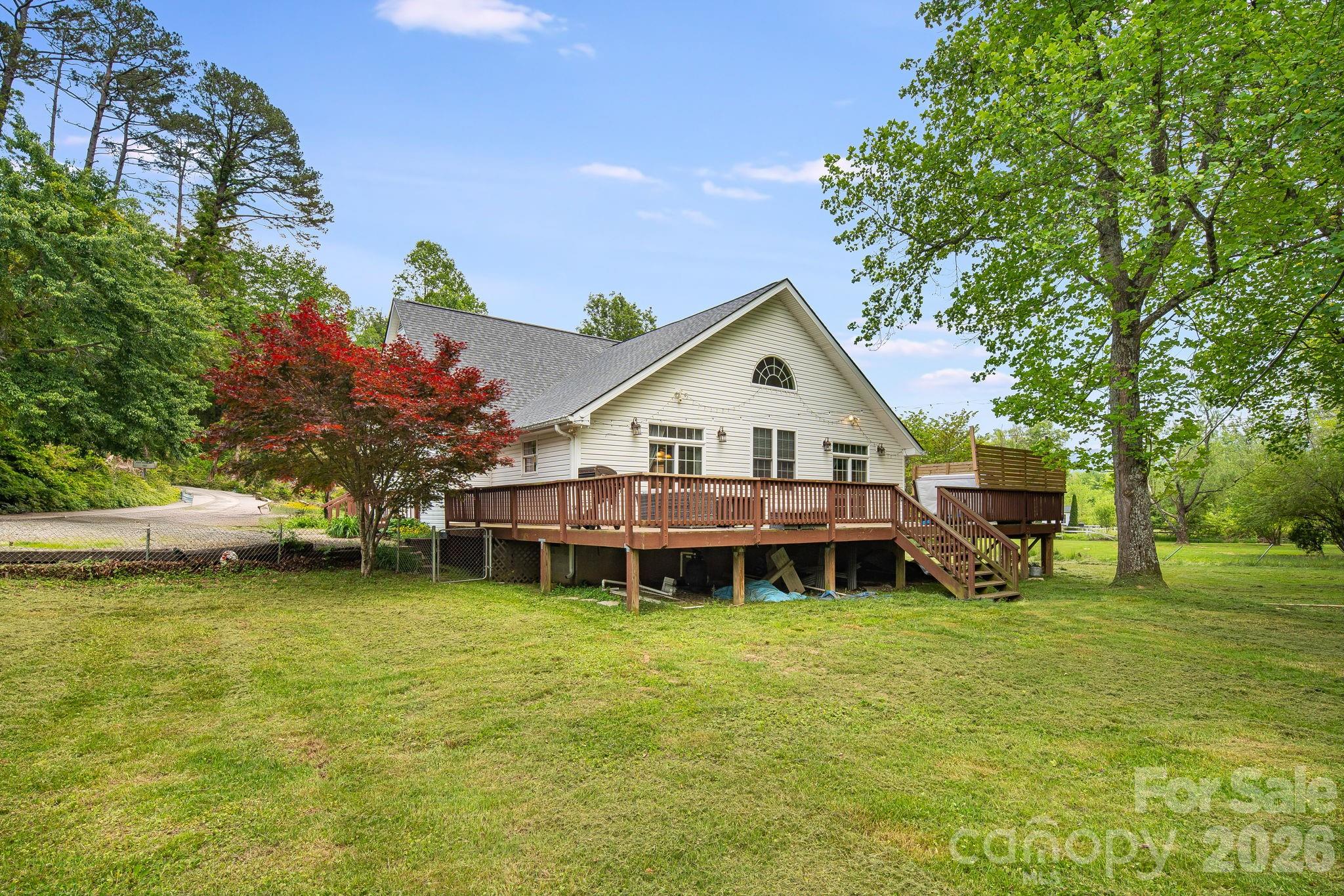 101 McFalls Road — Asheville