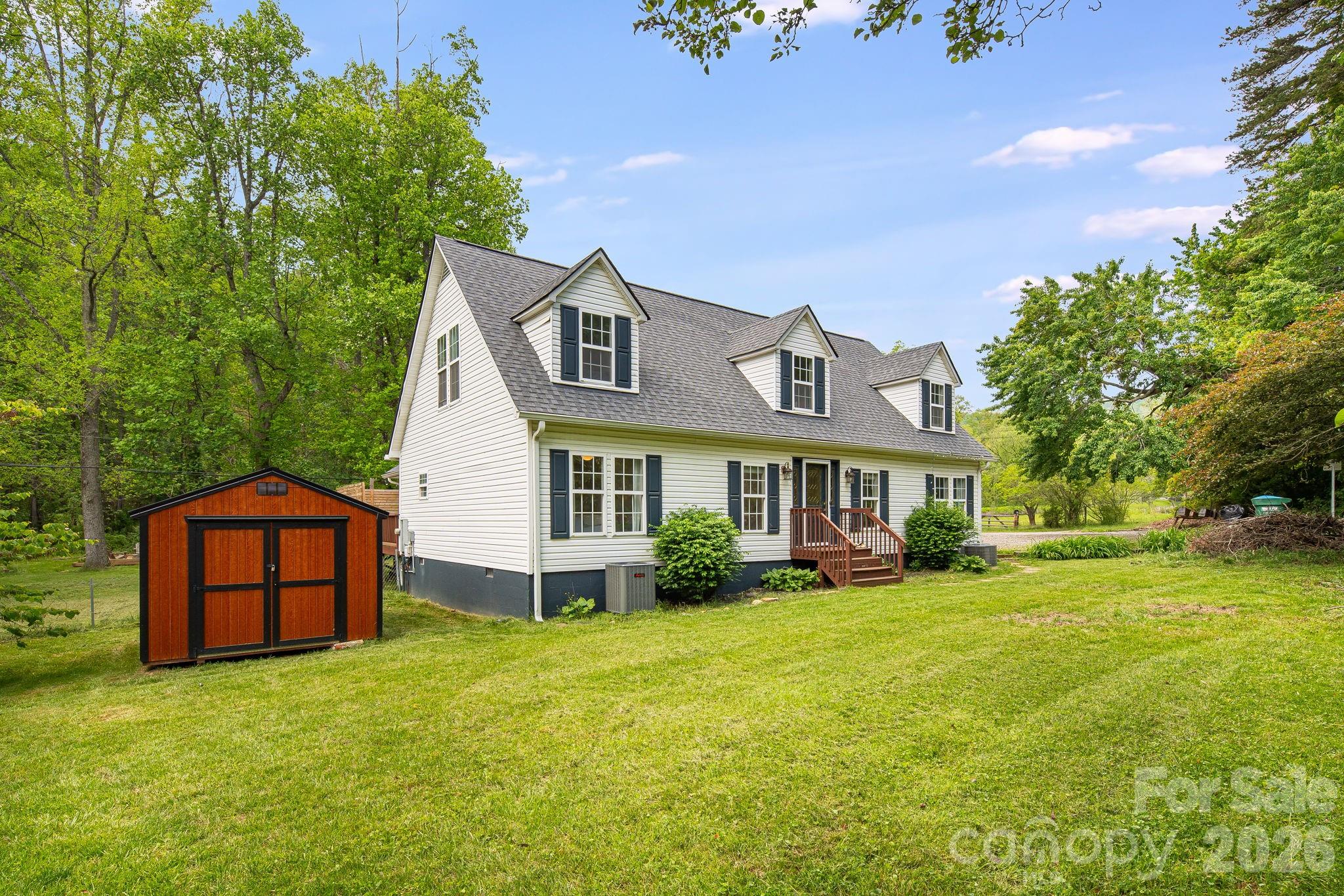 101 McFalls Road — Asheville