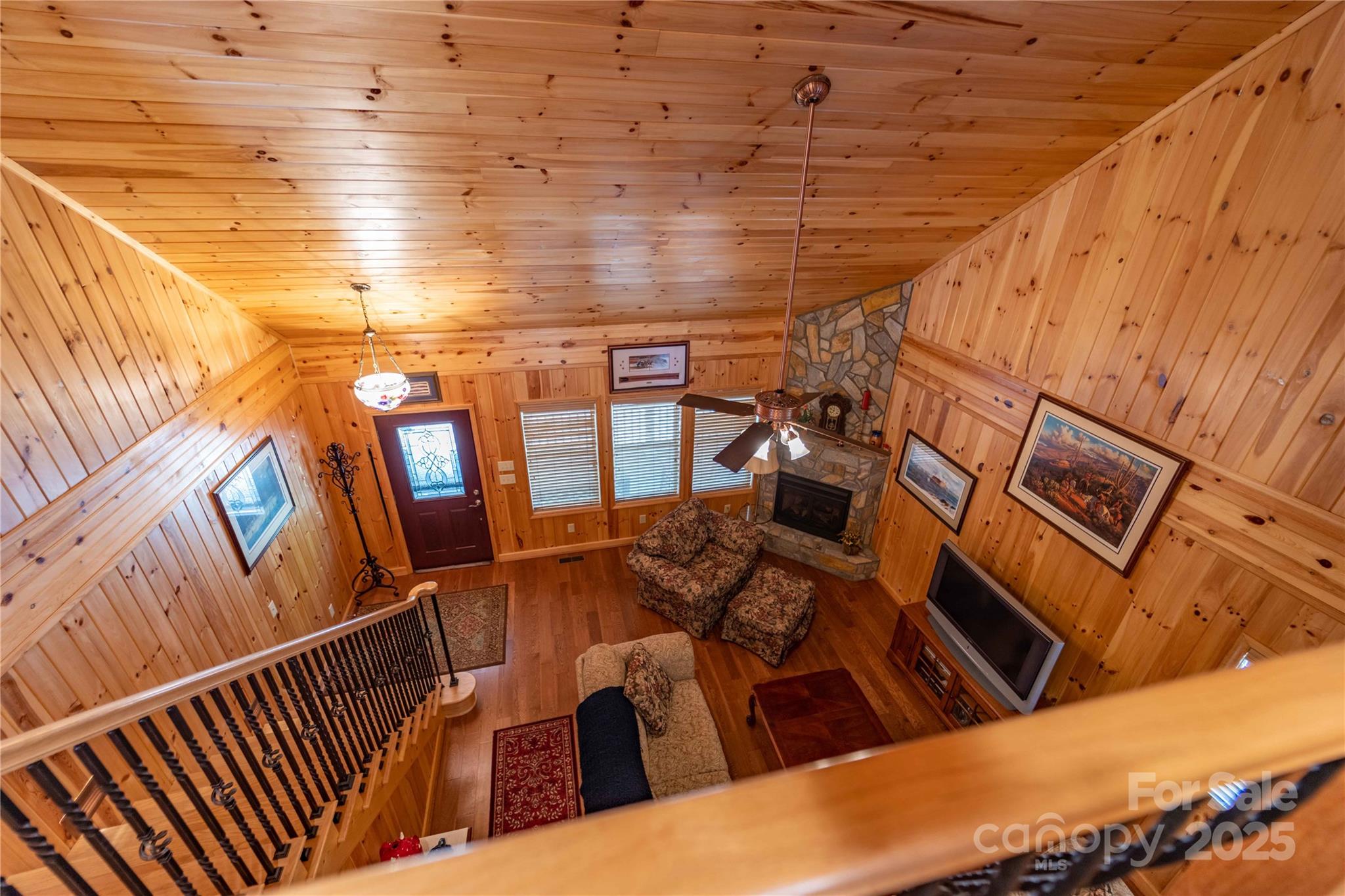1053 Rich Hill Mountain Road — Glade Valley