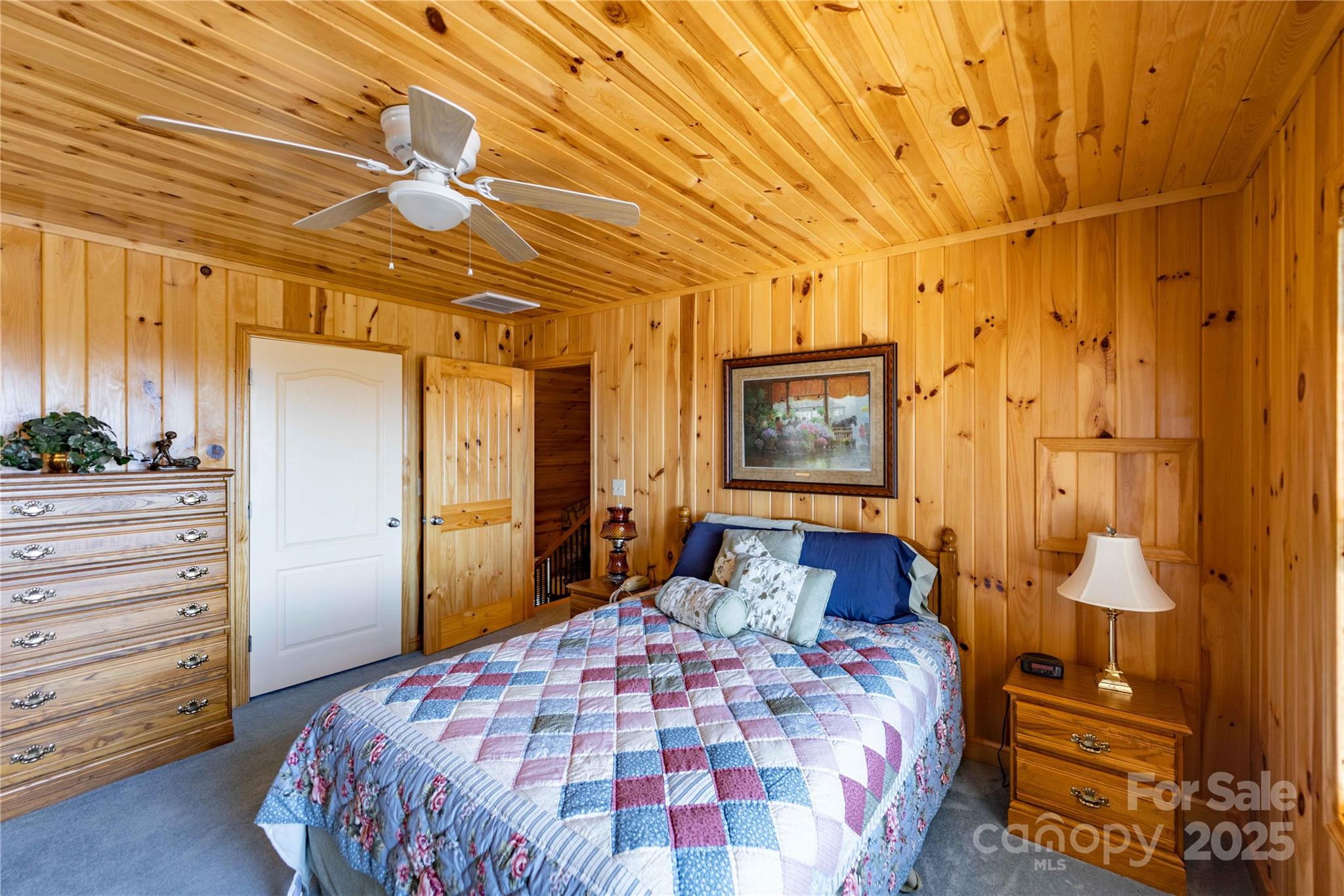 1053 Rich Hill Mountain Road — Glade Valley