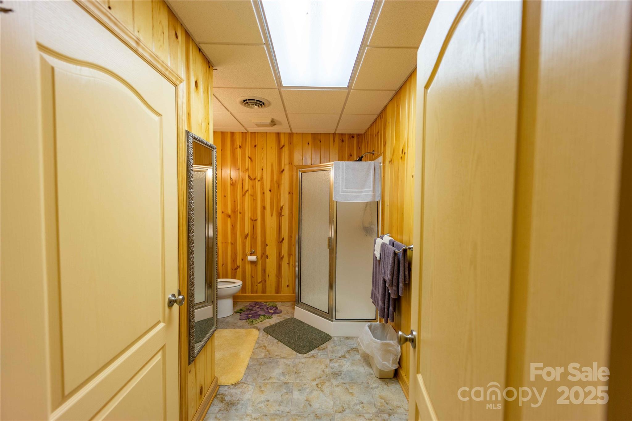 1053 Rich Hill Mountain Road — Glade Valley