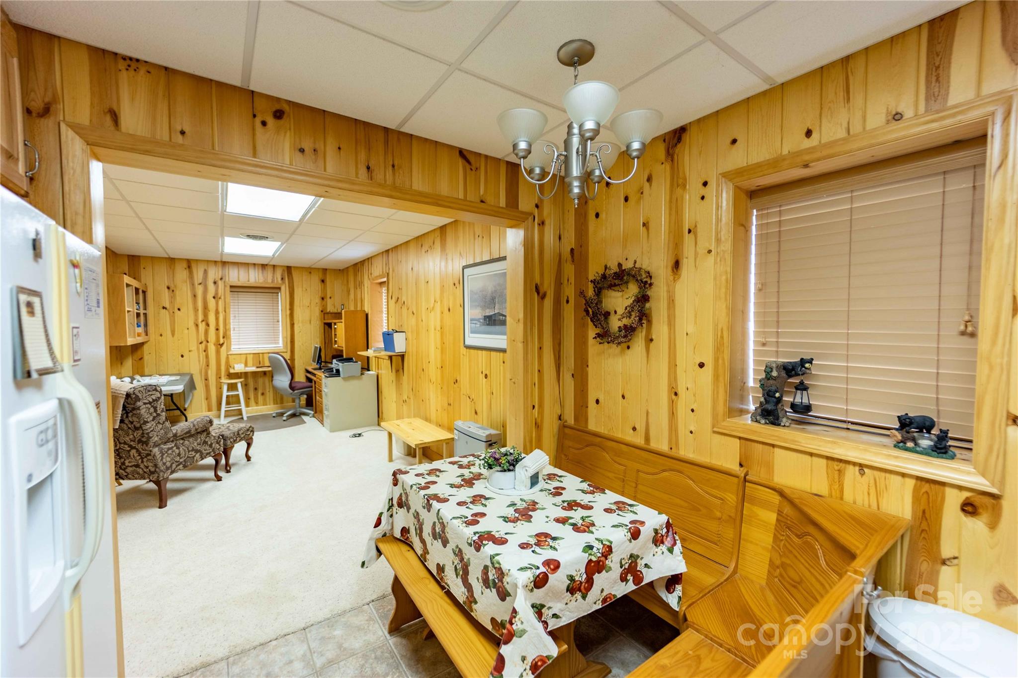 1053 Rich Hill Mountain Road — Glade Valley