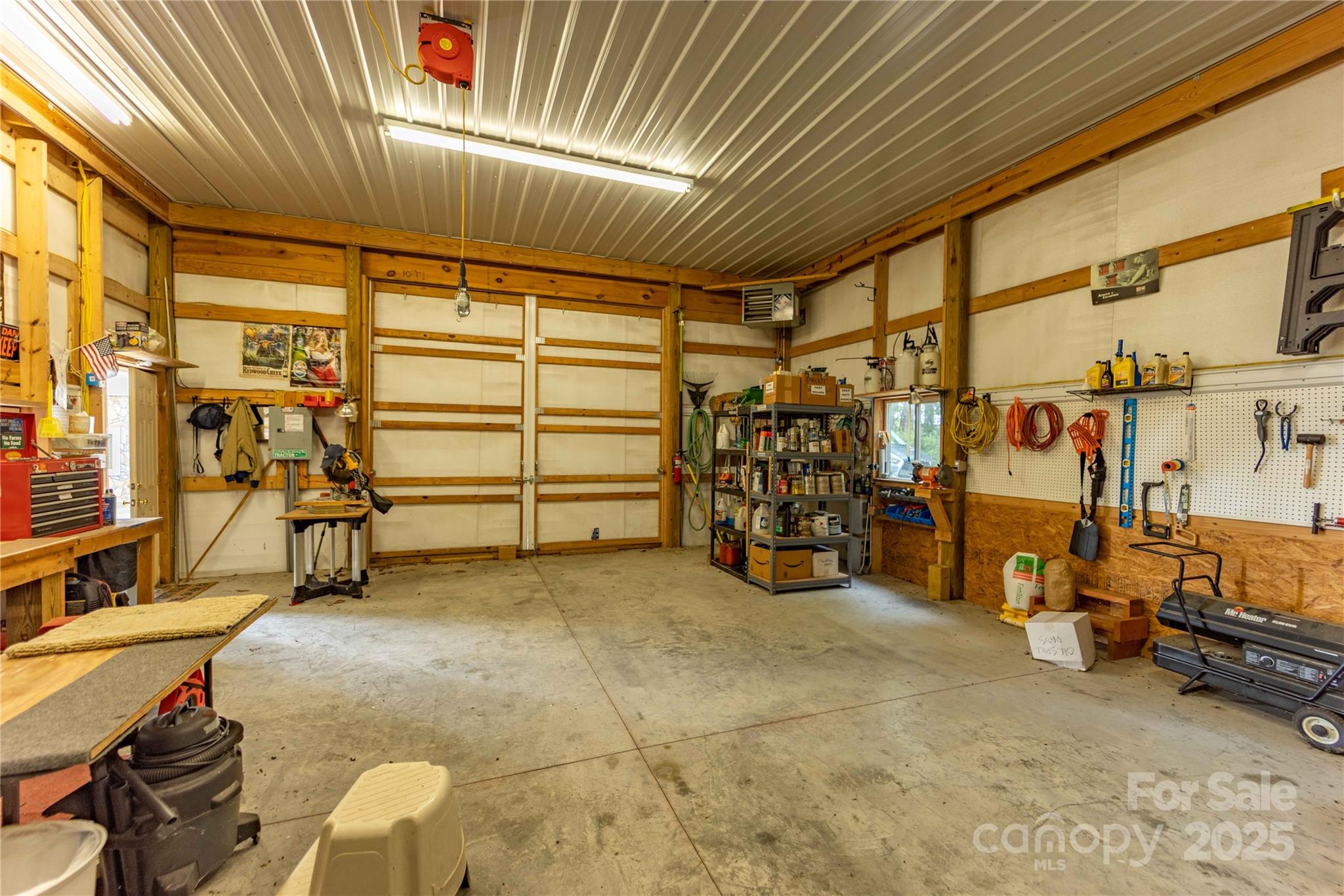1053 Rich Hill Mountain Road — Glade Valley