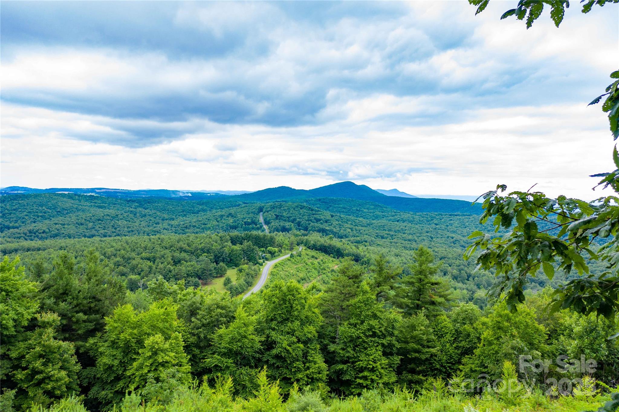 1053 Rich Hill Mountain Road — Glade Valley