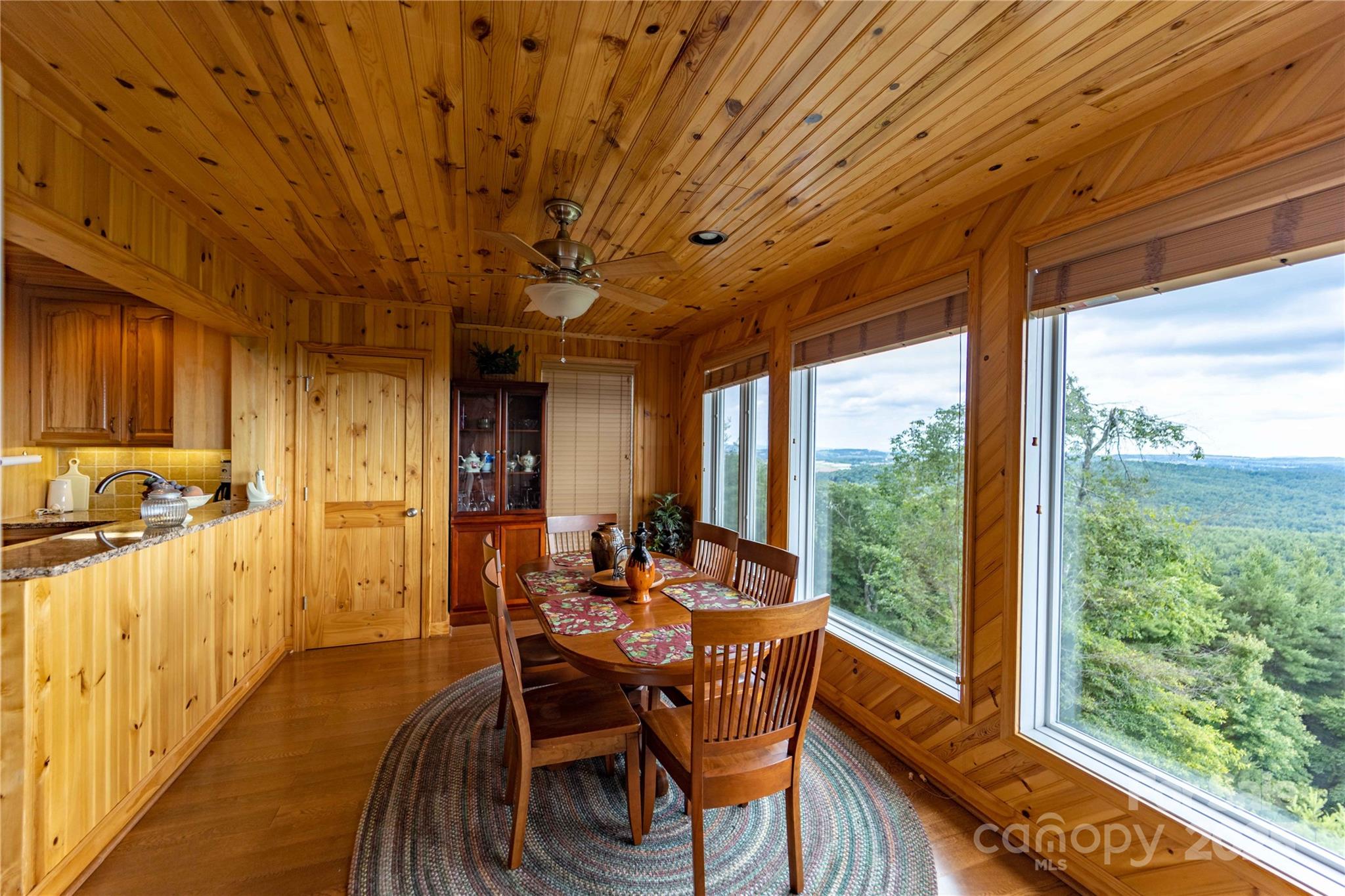 1053 Rich Hill Mountain Road — Glade Valley