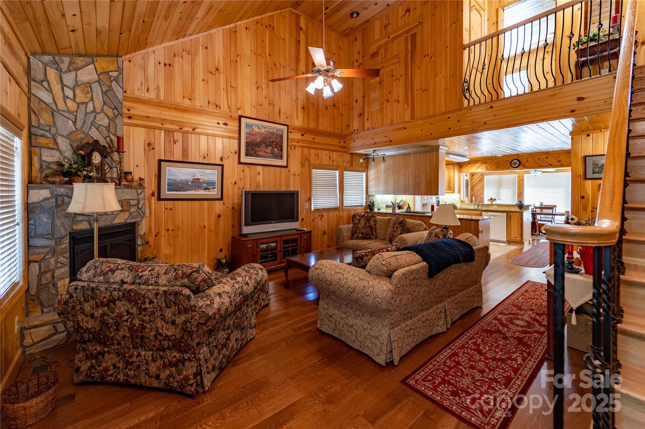 1053 Rich Hill Mountain Road — Glade Valley