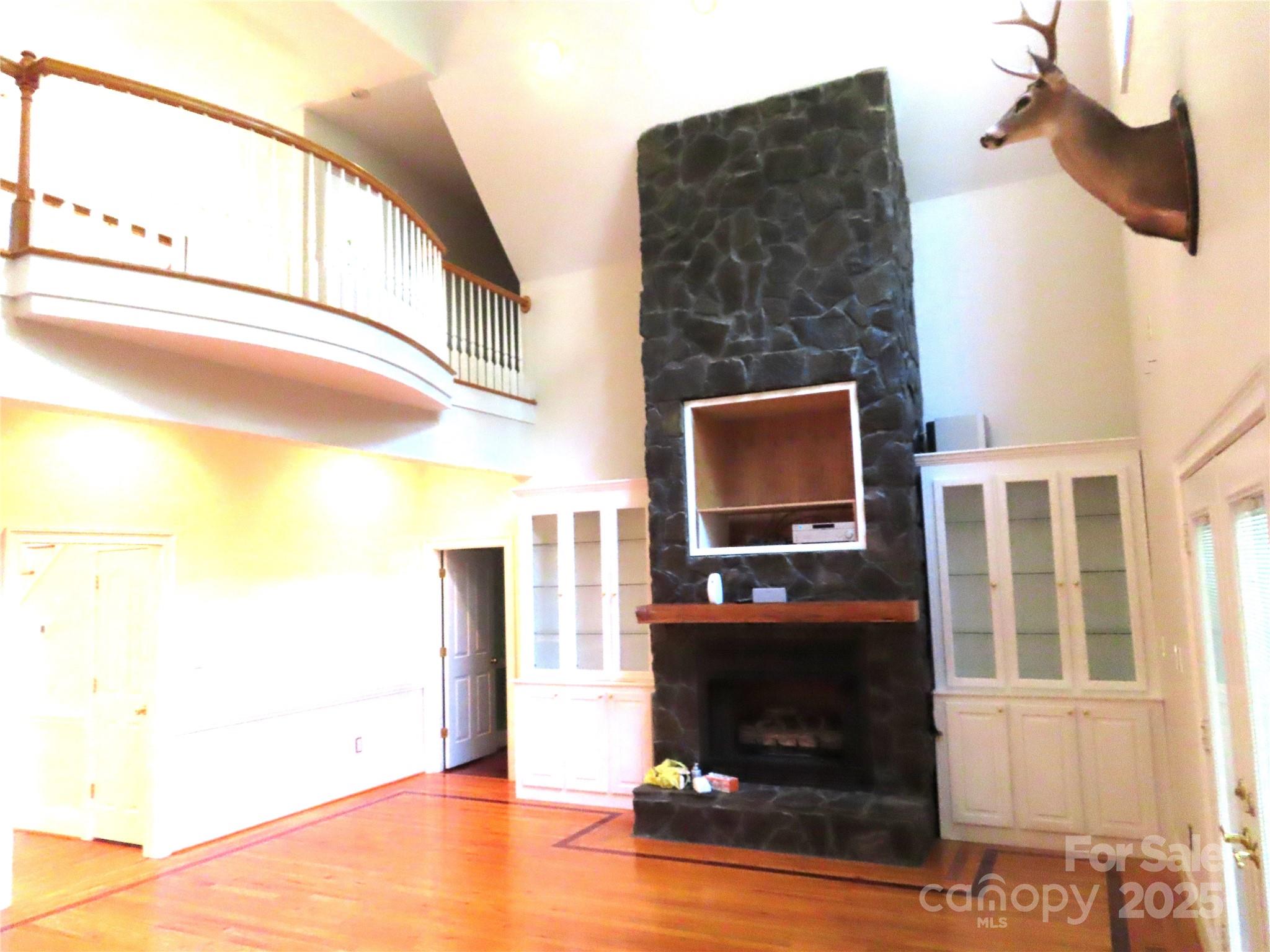 2530 Sharon Road — York