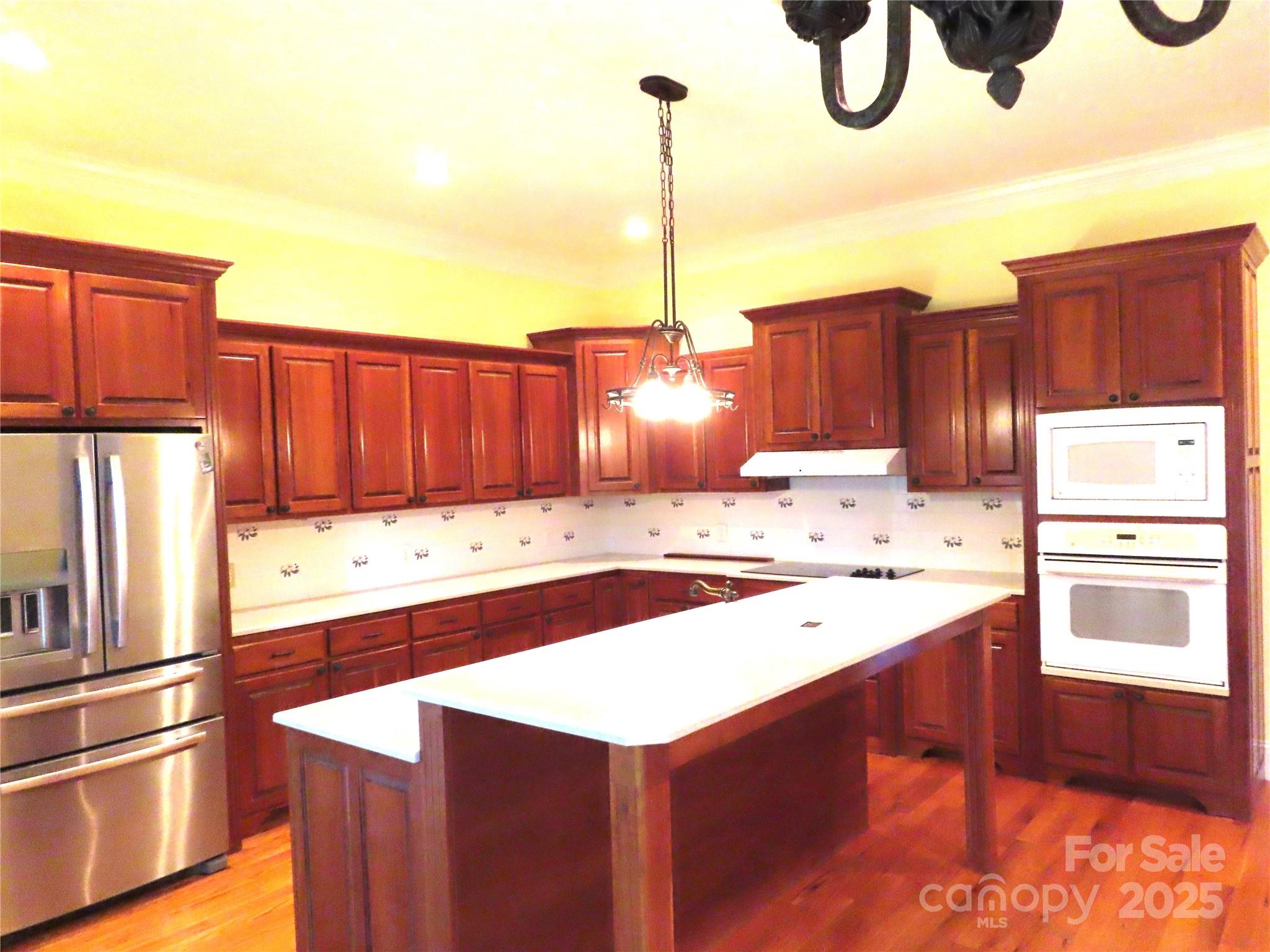 2530 Sharon Road — York