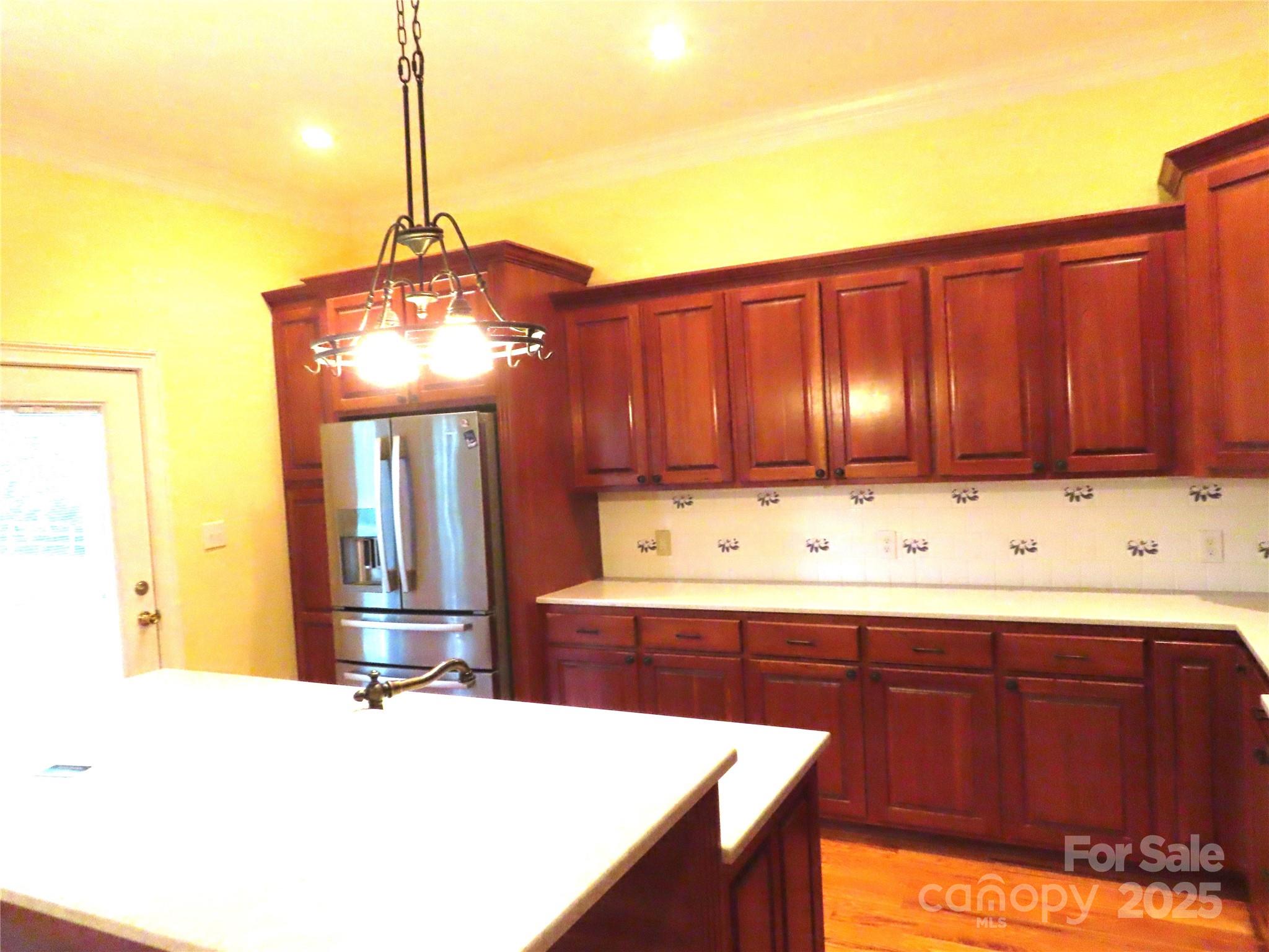 2530 Sharon Road — York