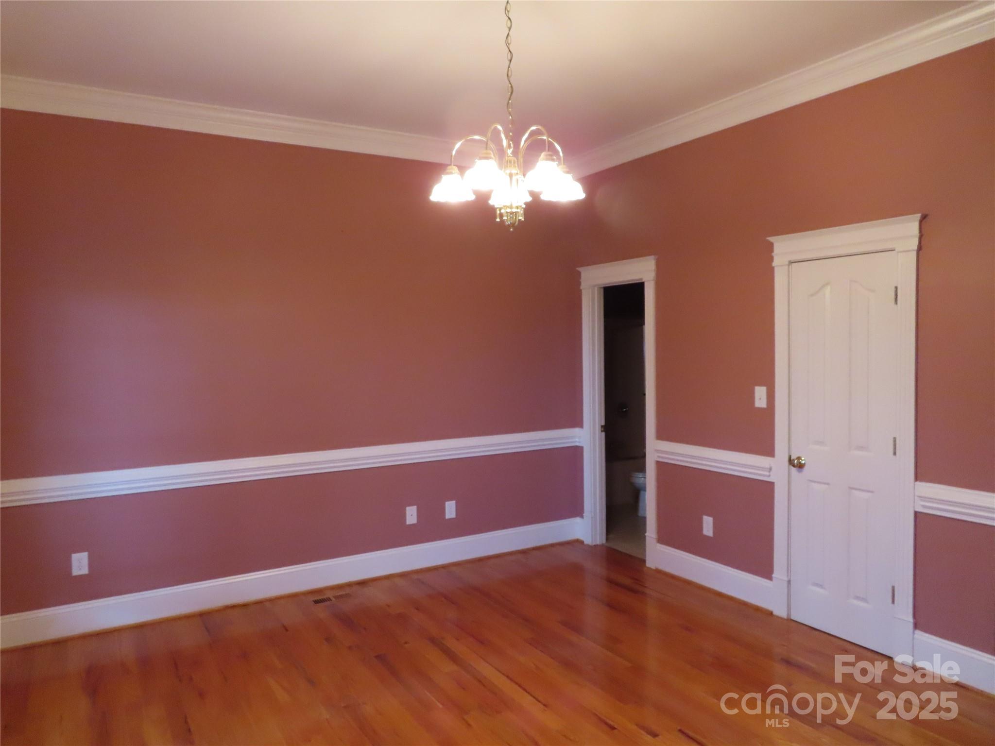 2530 Sharon Road — York
