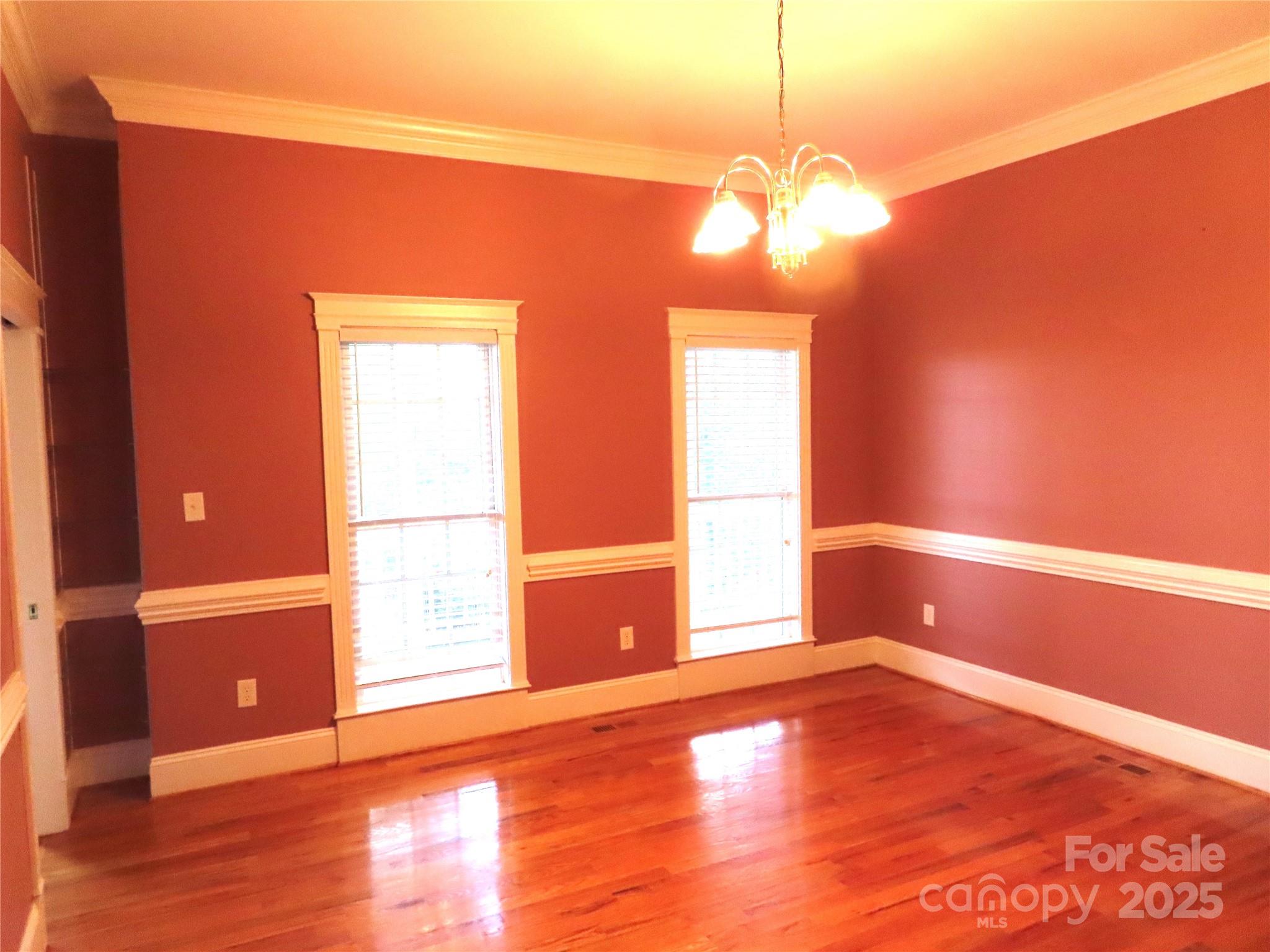 2530 Sharon Road — York