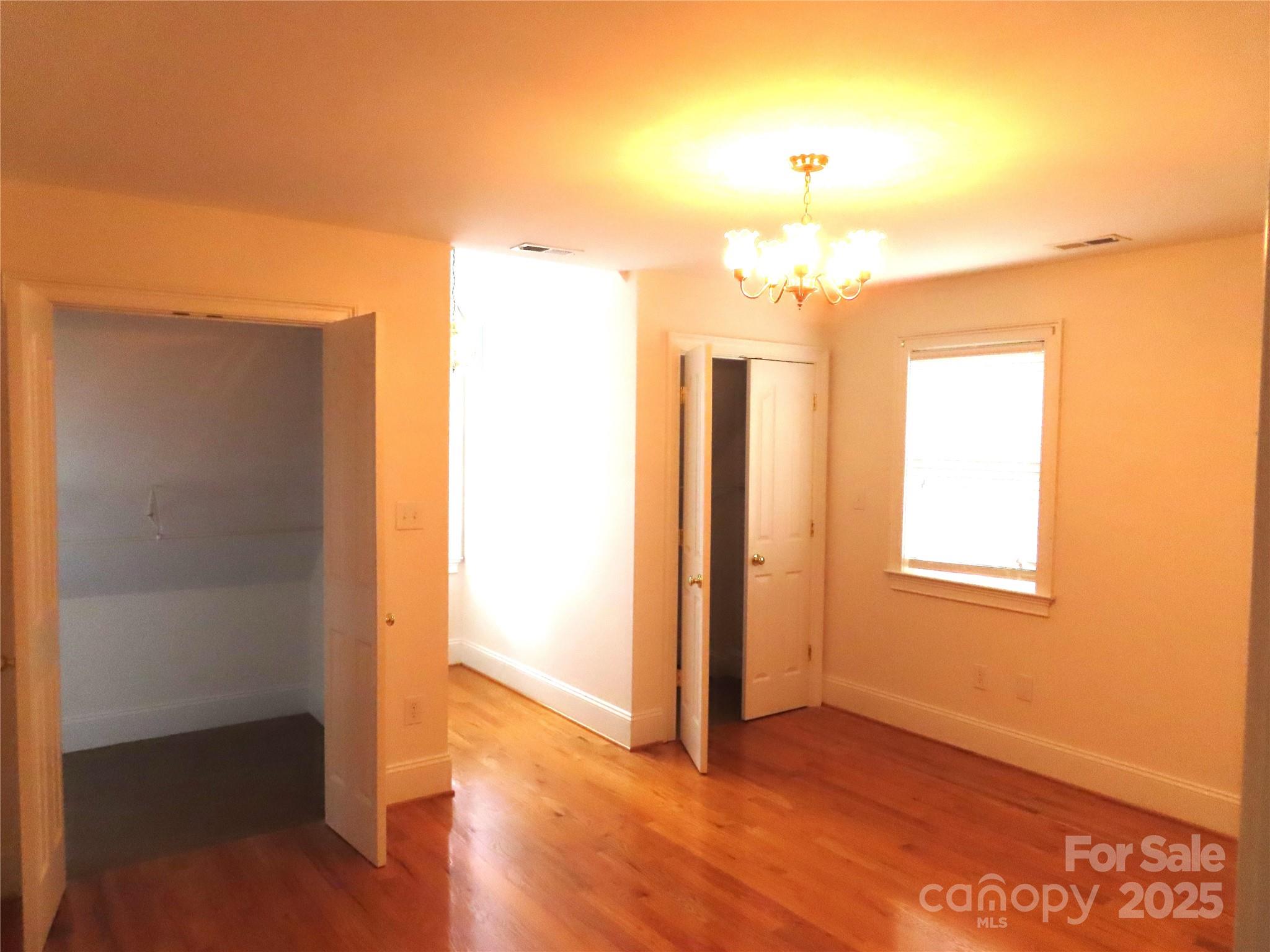 2530 Sharon Road — York
