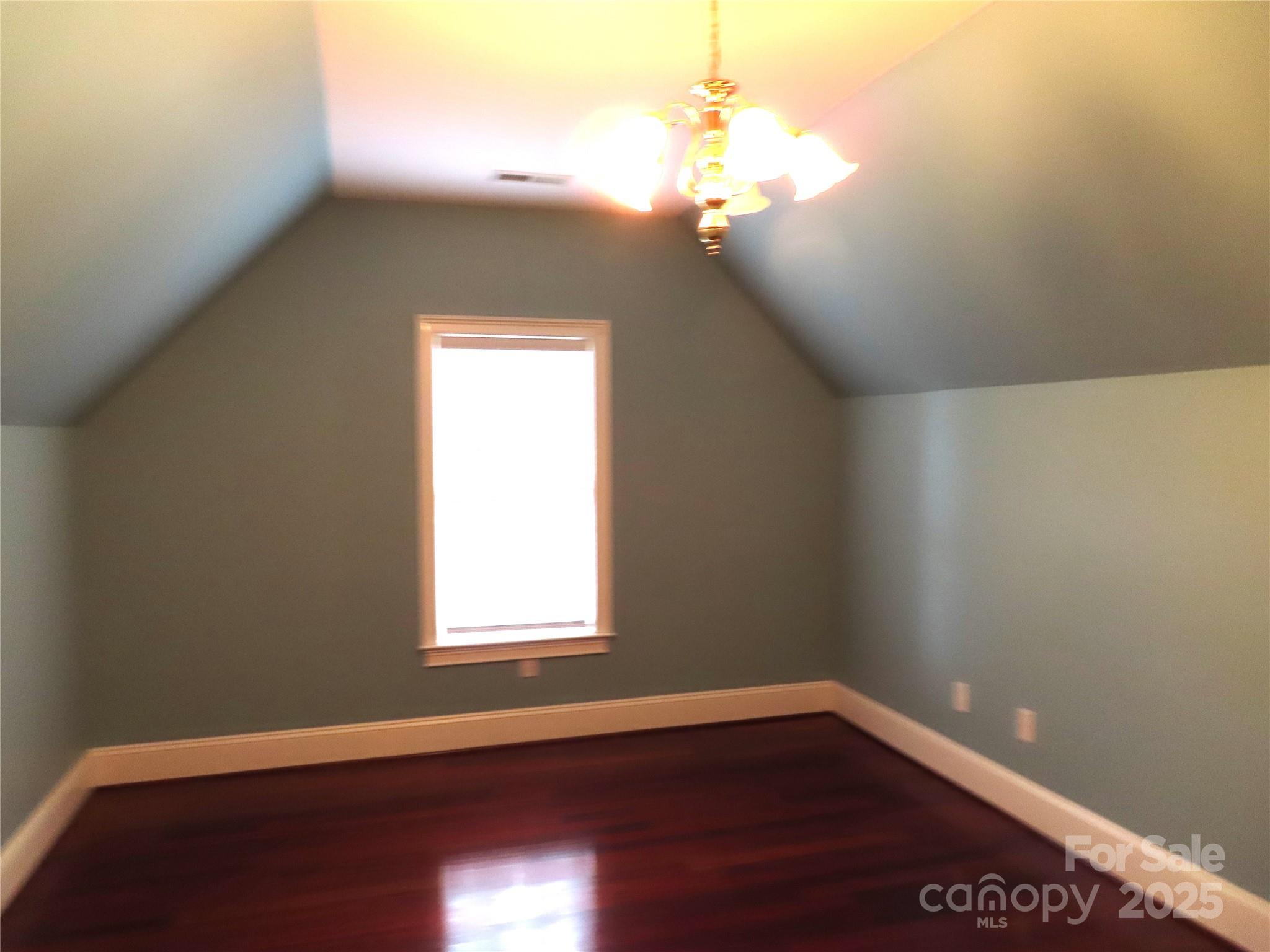2530 Sharon Road — York