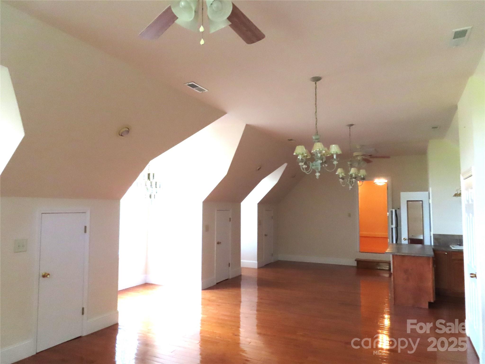 2530 Sharon Road — York