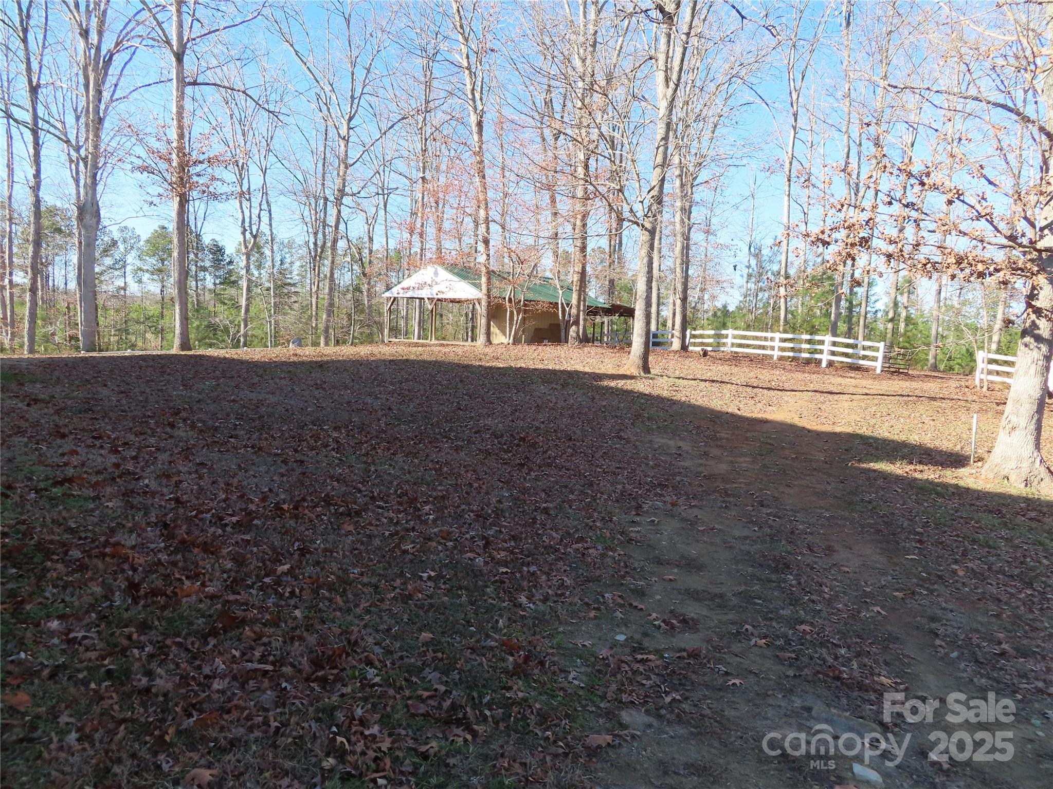 2530 Sharon Road — York