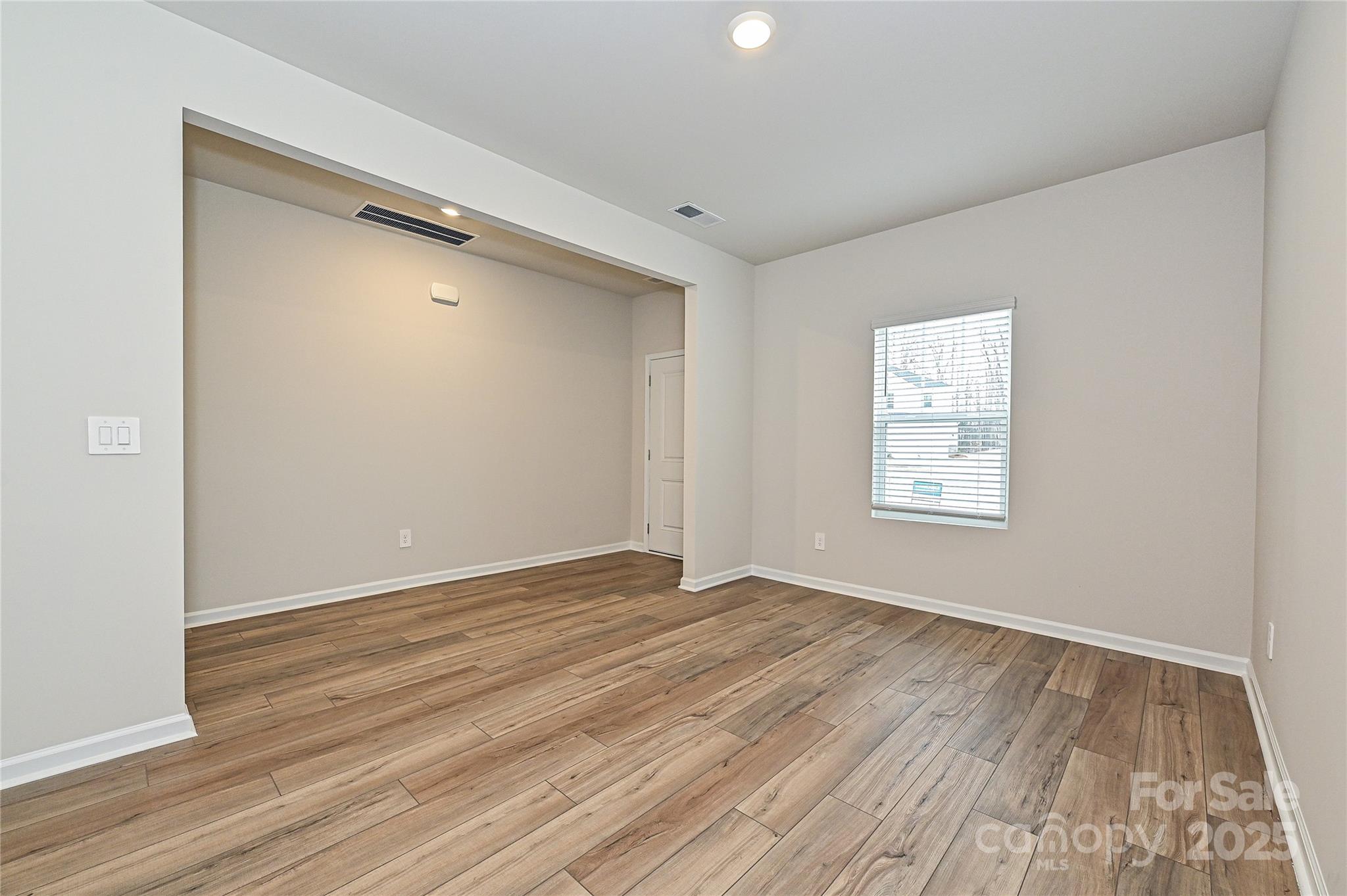 2159 Sunflower Circle — Newton
