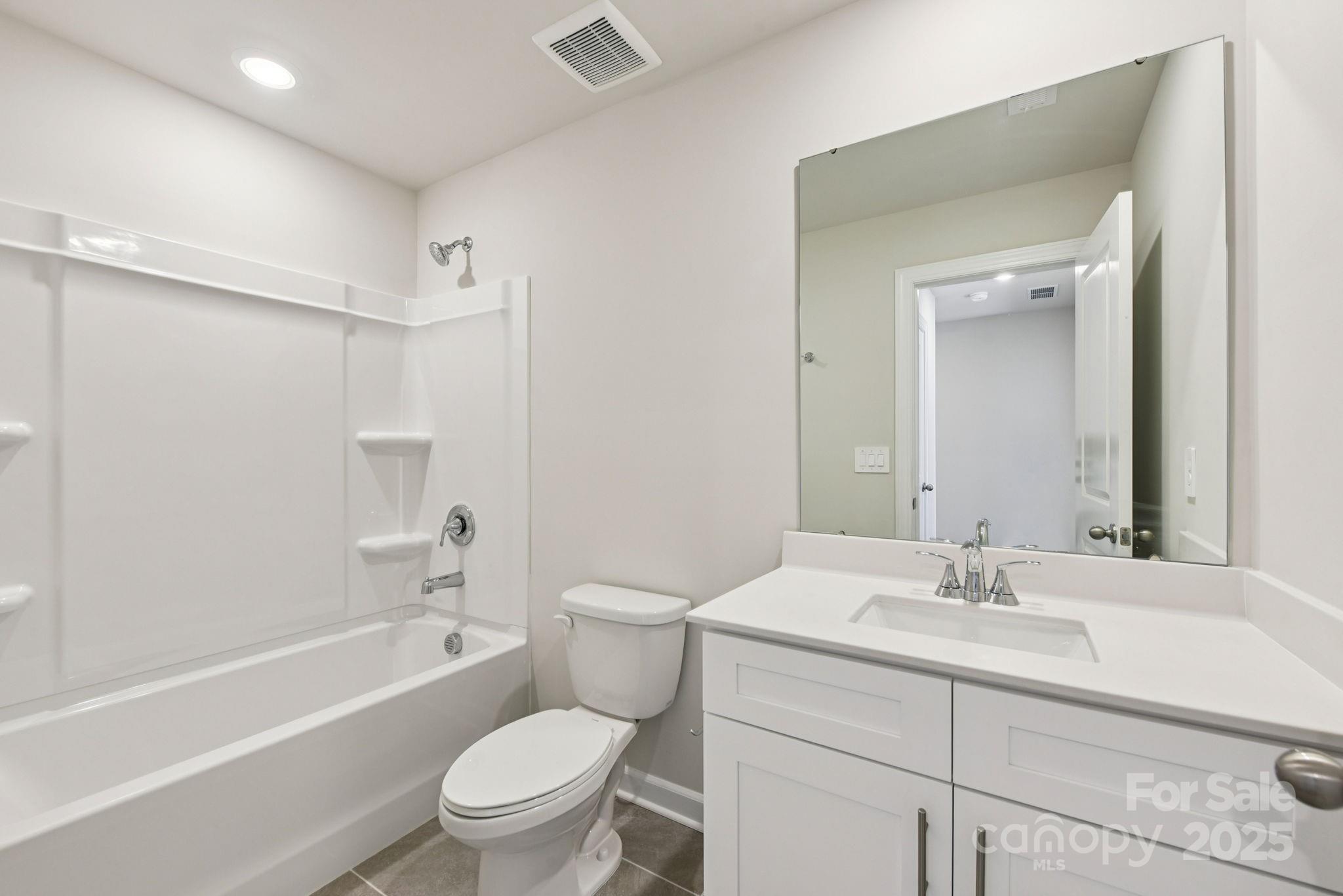109 Ciara Place #D — Mooresville