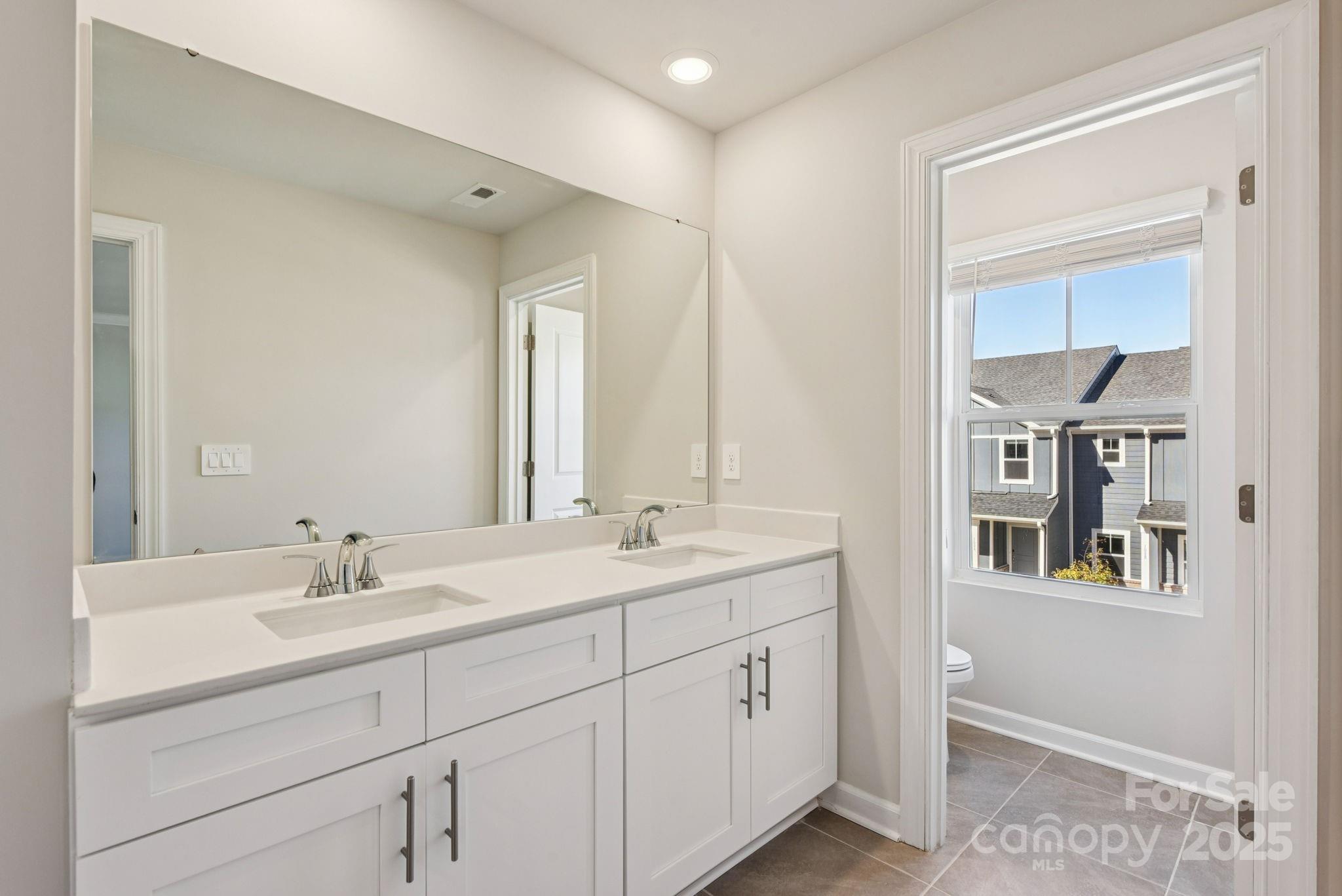109 Ciara Place #D — Mooresville