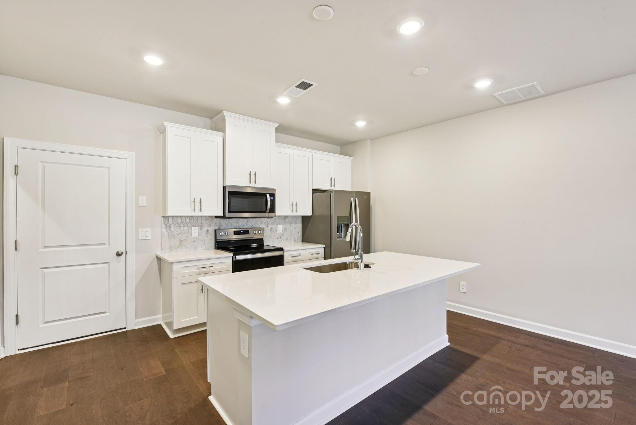 109 Ciara Place #E — Mooresville