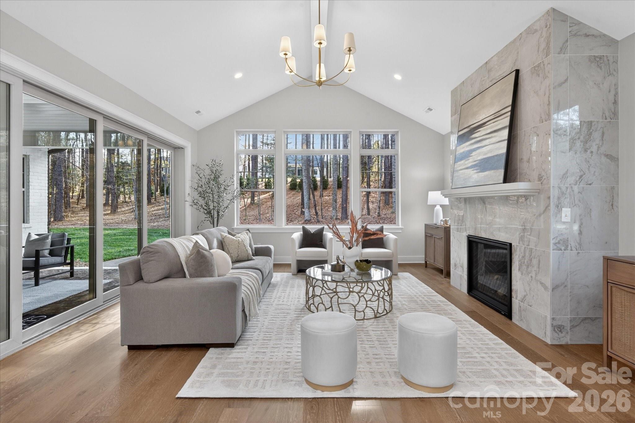 6274 Chimney Bluff Road — Lancaster