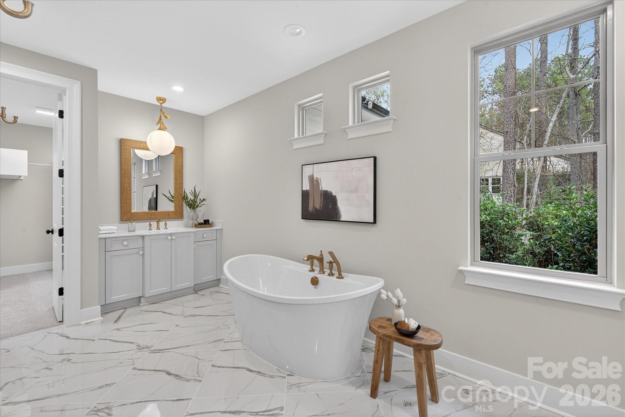 6274 Chimney Bluff Road — Lancaster