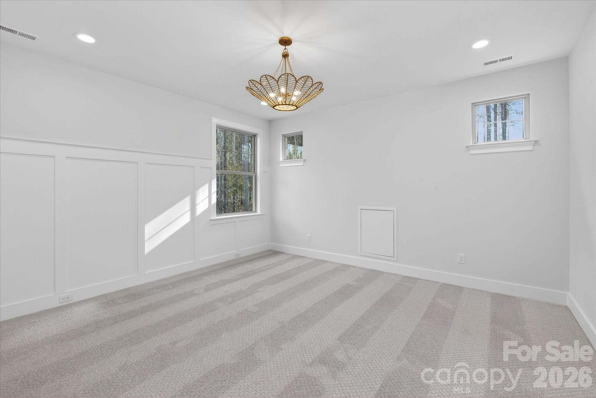 6274 Chimney Bluff Road — Lancaster