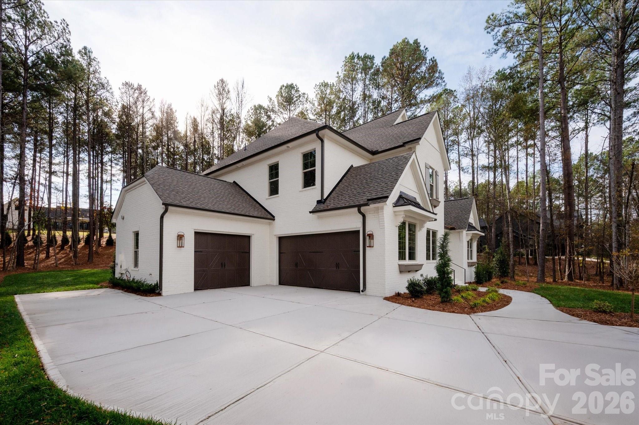 6274 Chimney Bluff Road — Lancaster