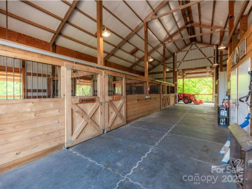 2921 N Pacolet Road N — Landrum
