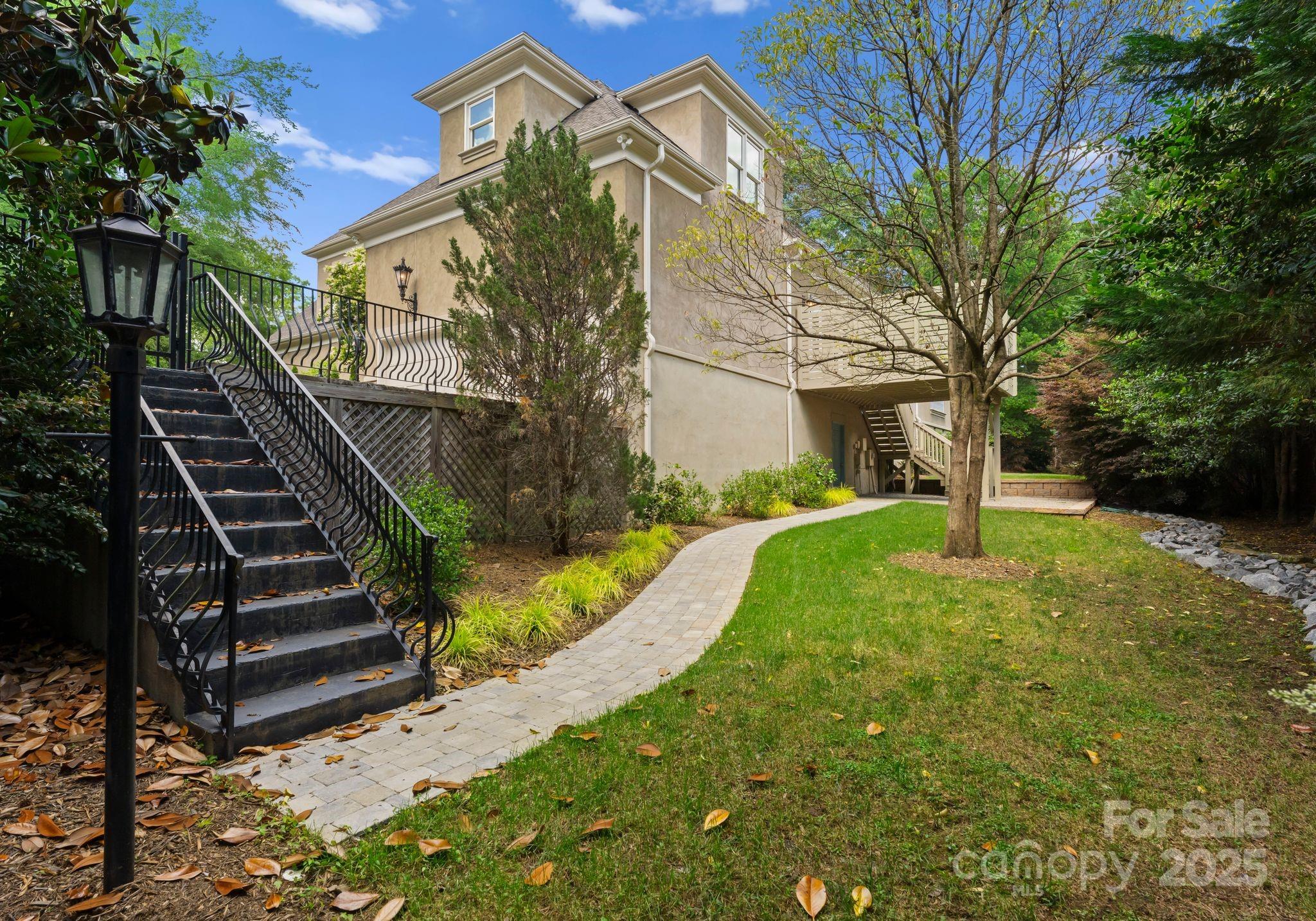 4429 Cameron Oaks Drive — Charlotte
