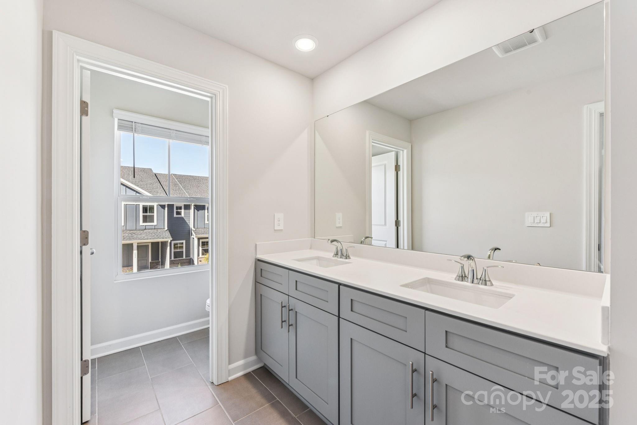 109 Ciara Place #F — Mooresville