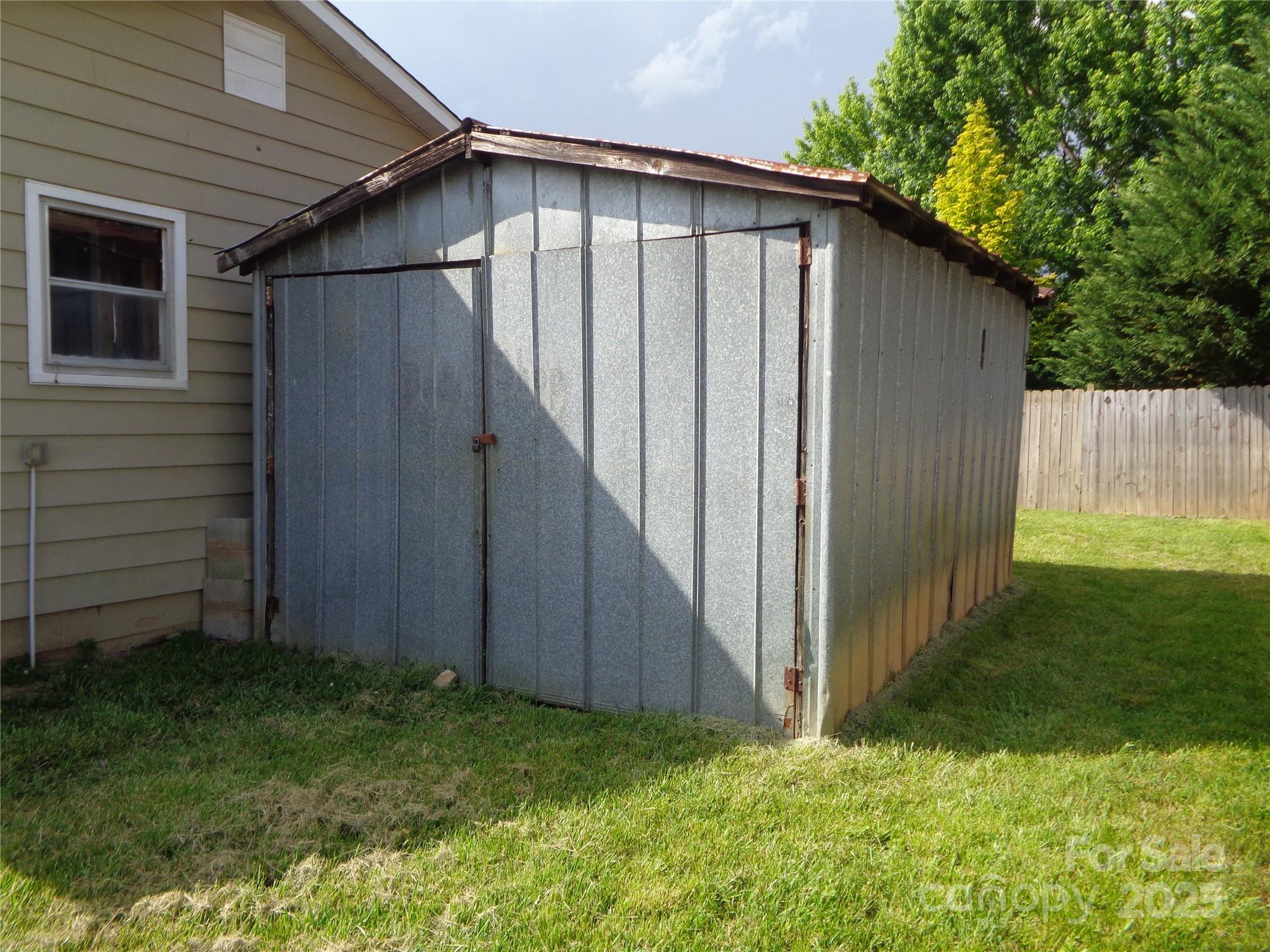 252 Rogers Street — Waynesville