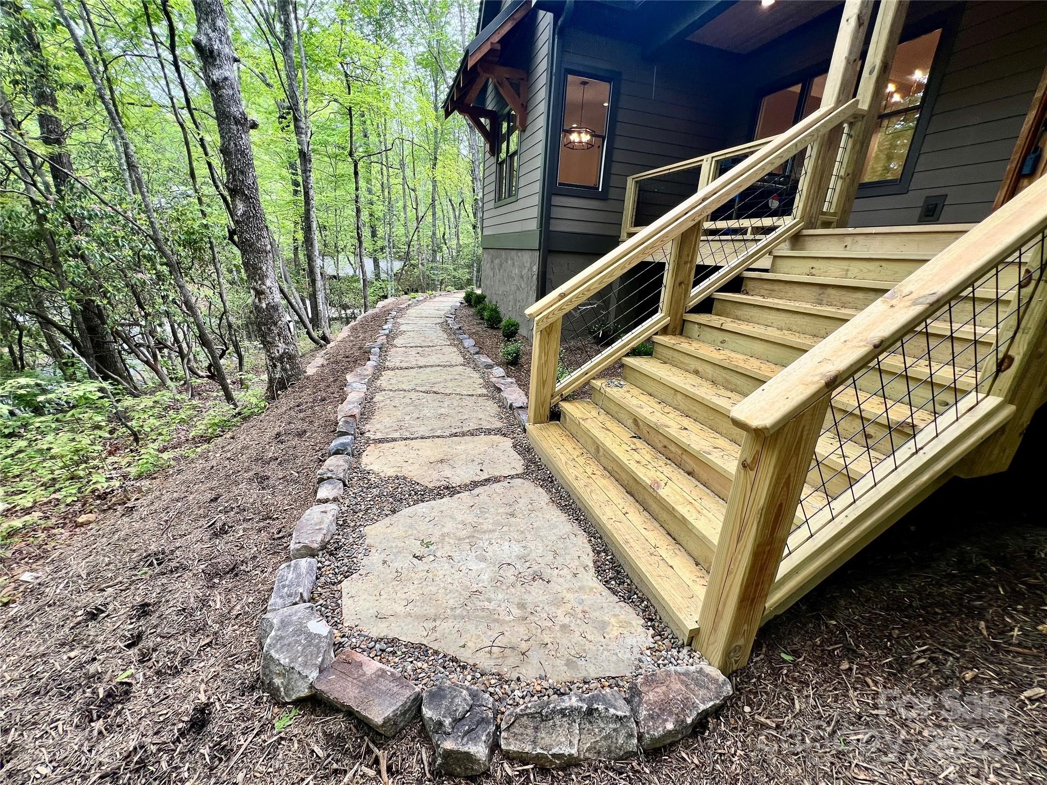 435 Soquili Drive — Brevard
