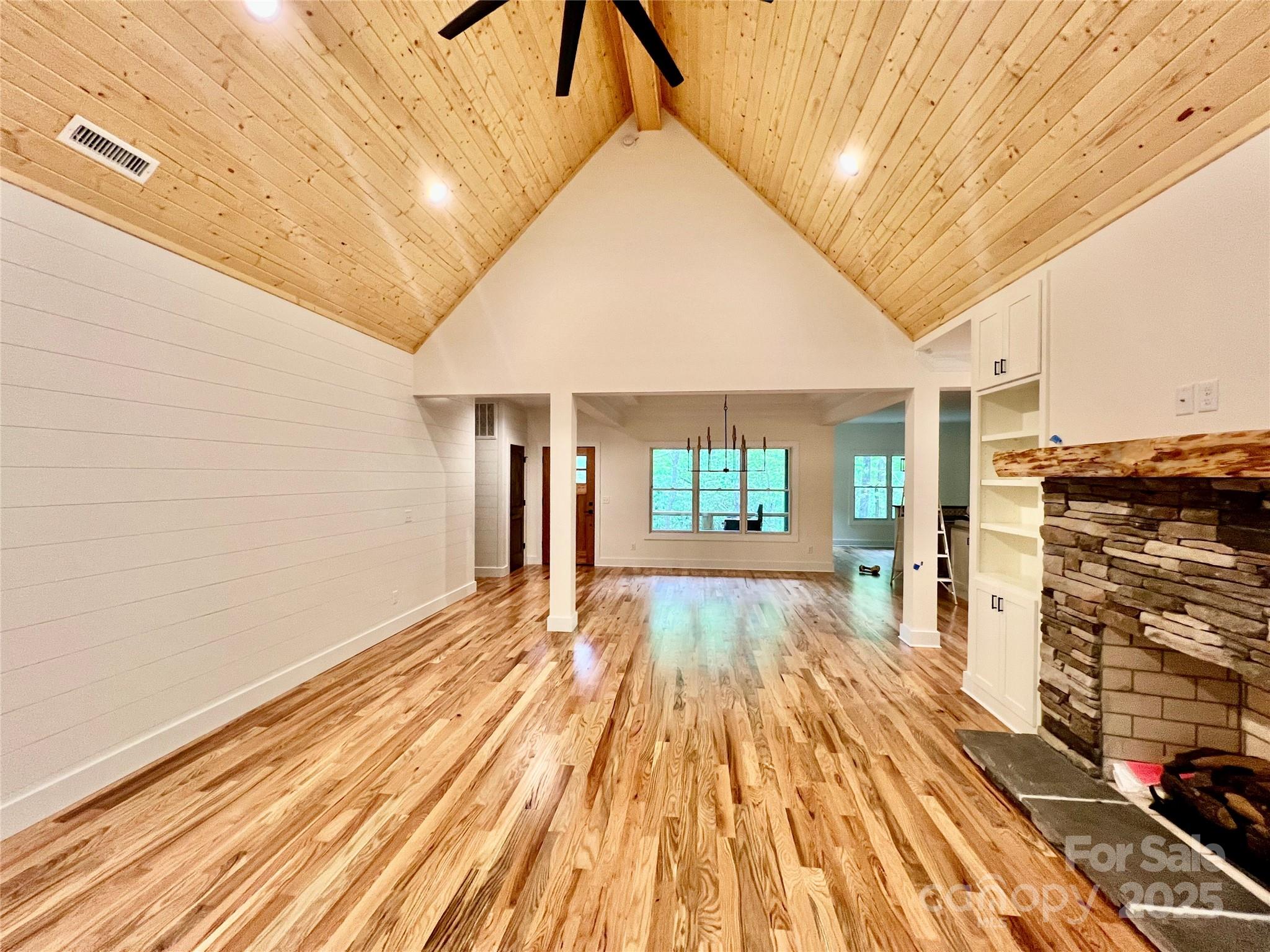 435 Soquili Drive — Brevard