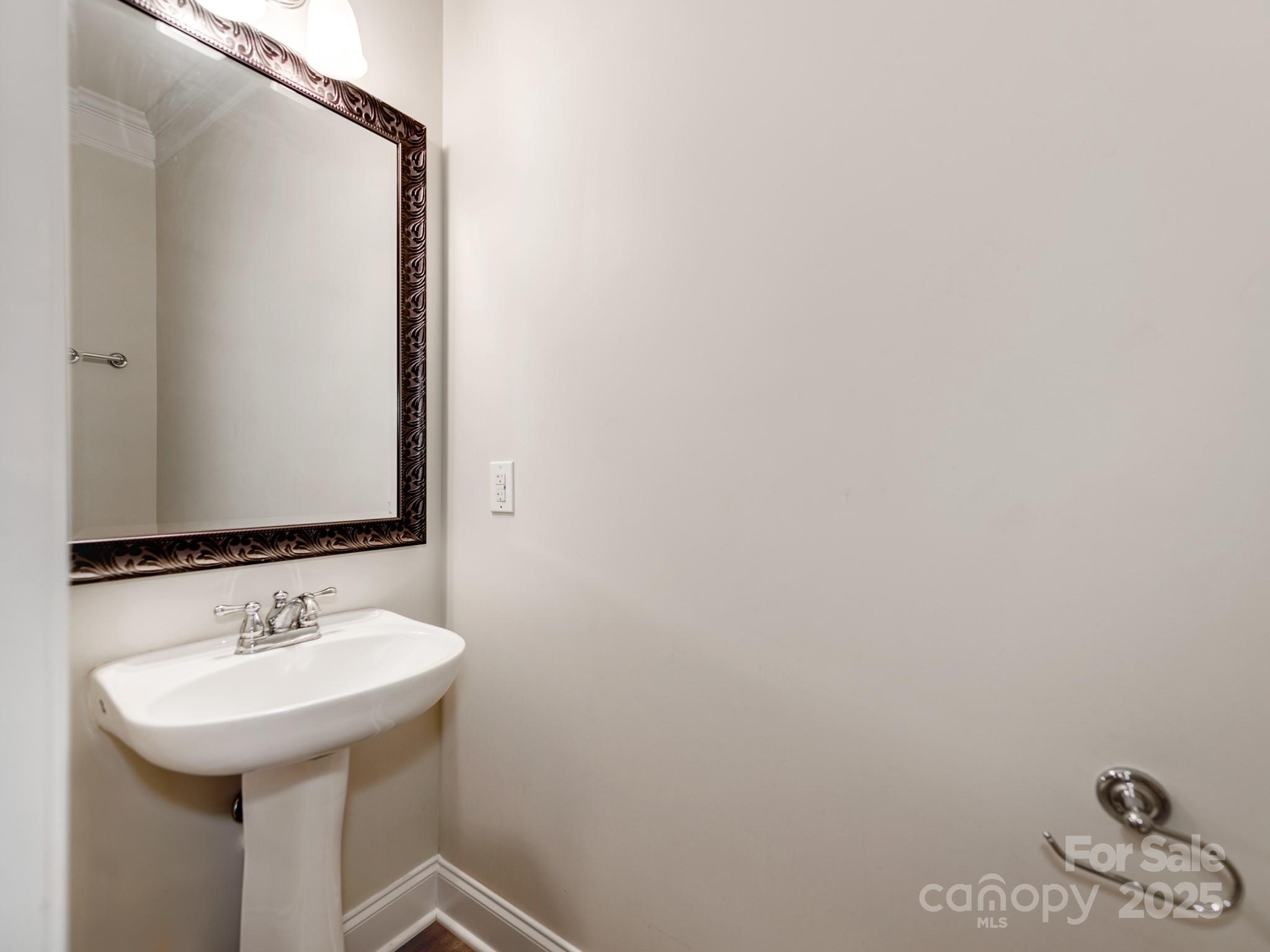 533 Montgrove Place NW — Concord