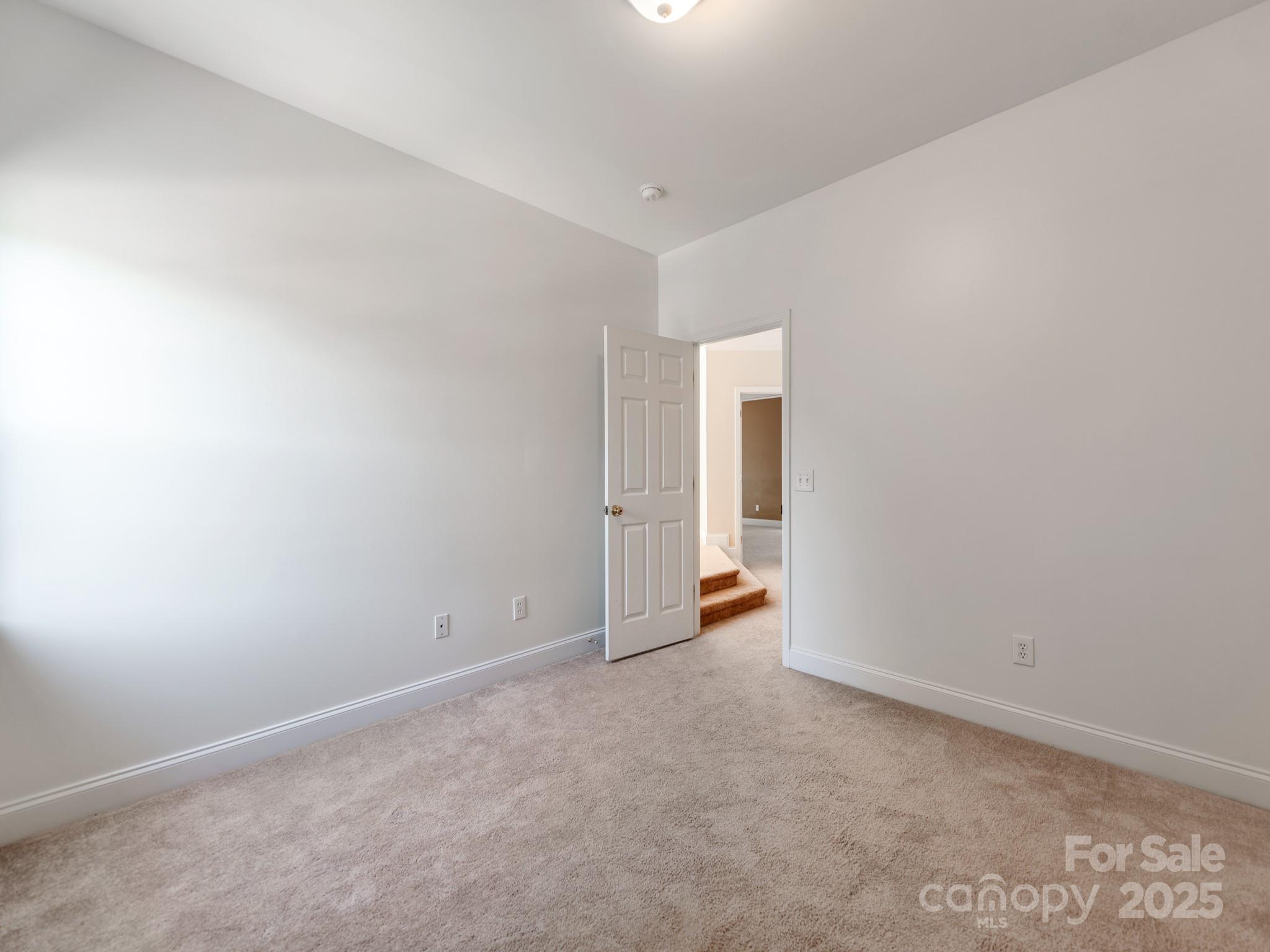 533 Montgrove Place NW — Concord